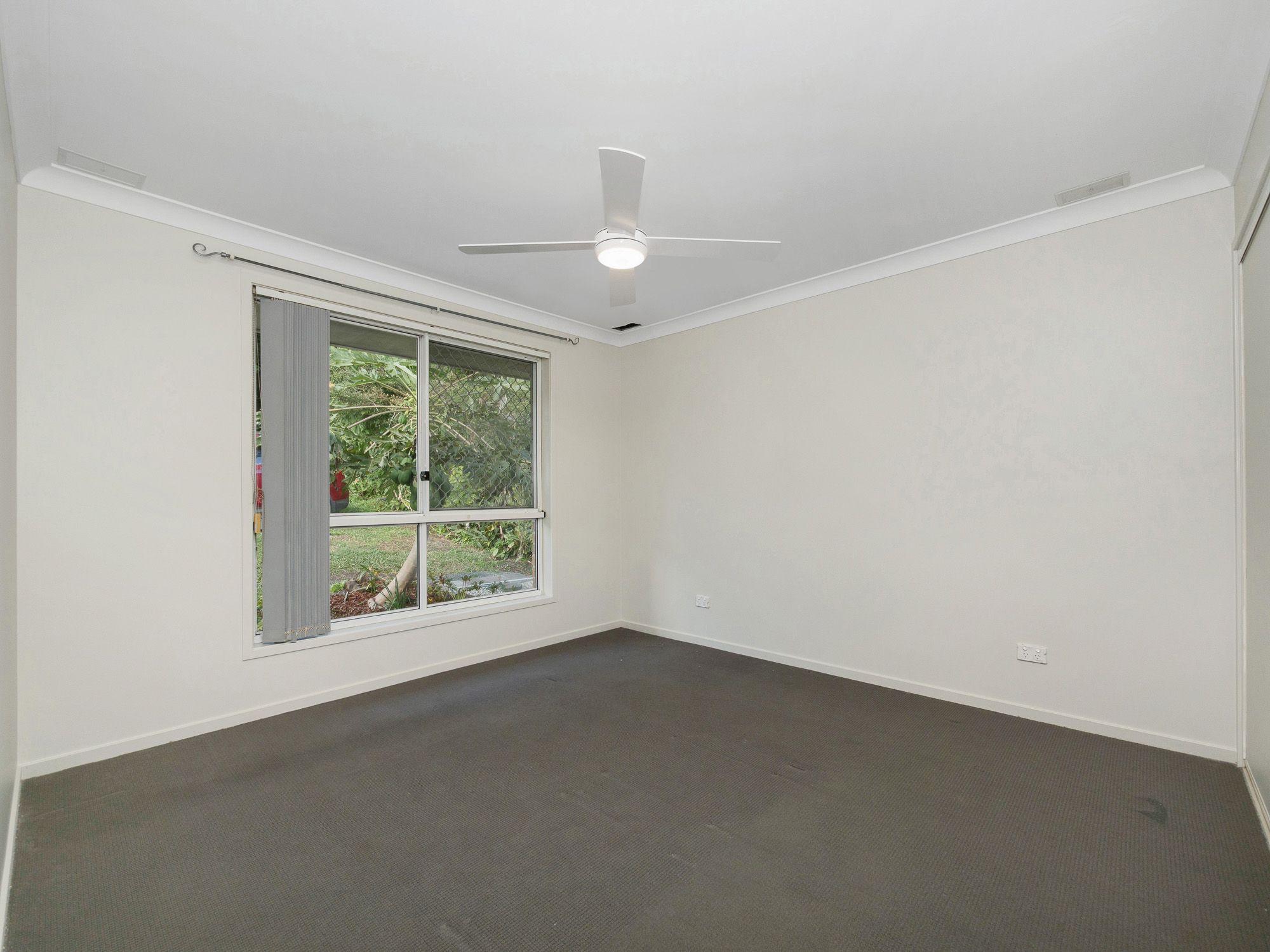 1/16 Pendara Crescent — photo 6 of 24
