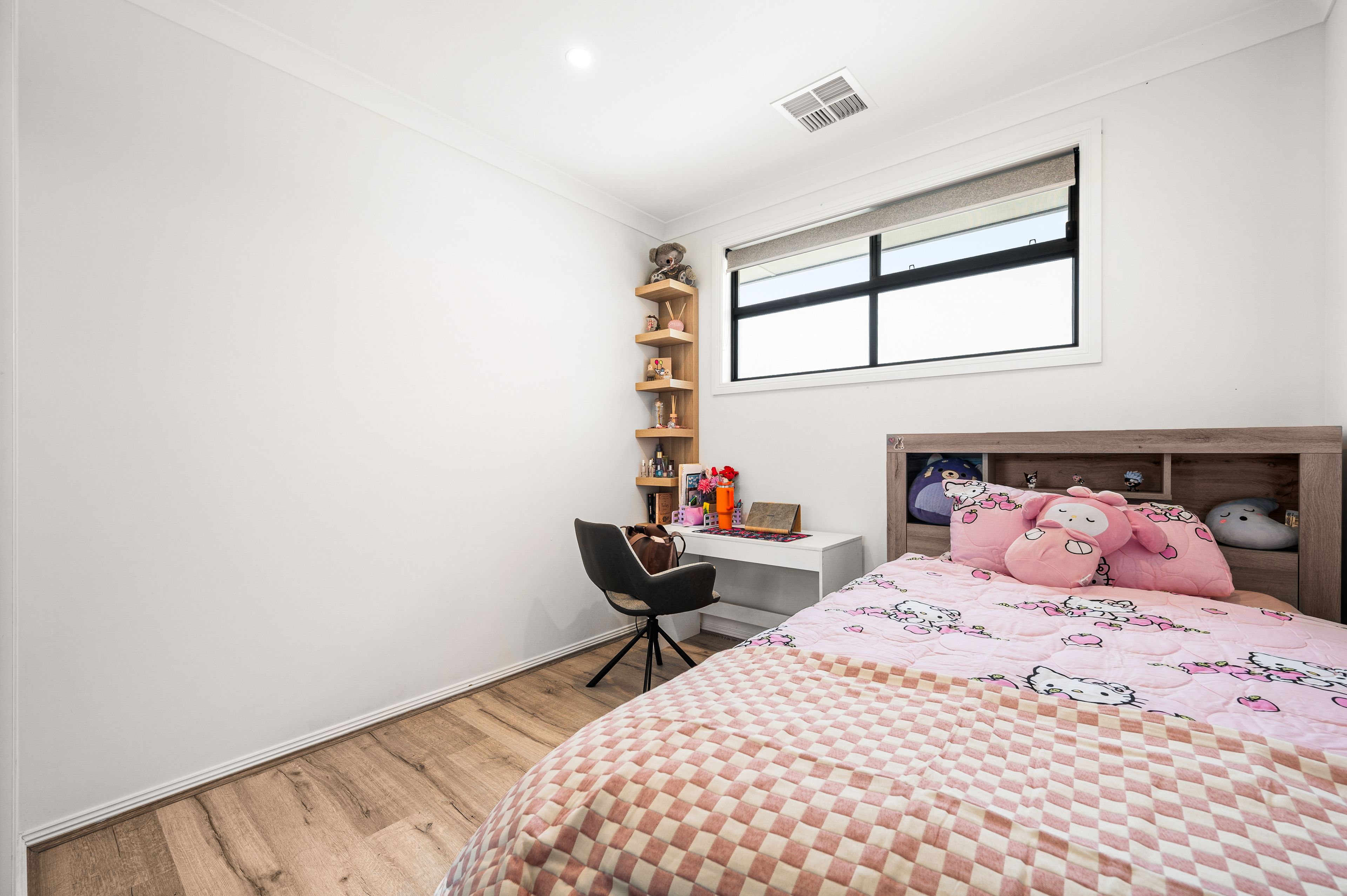 8 Jenny Avenue — photo 14 of 22