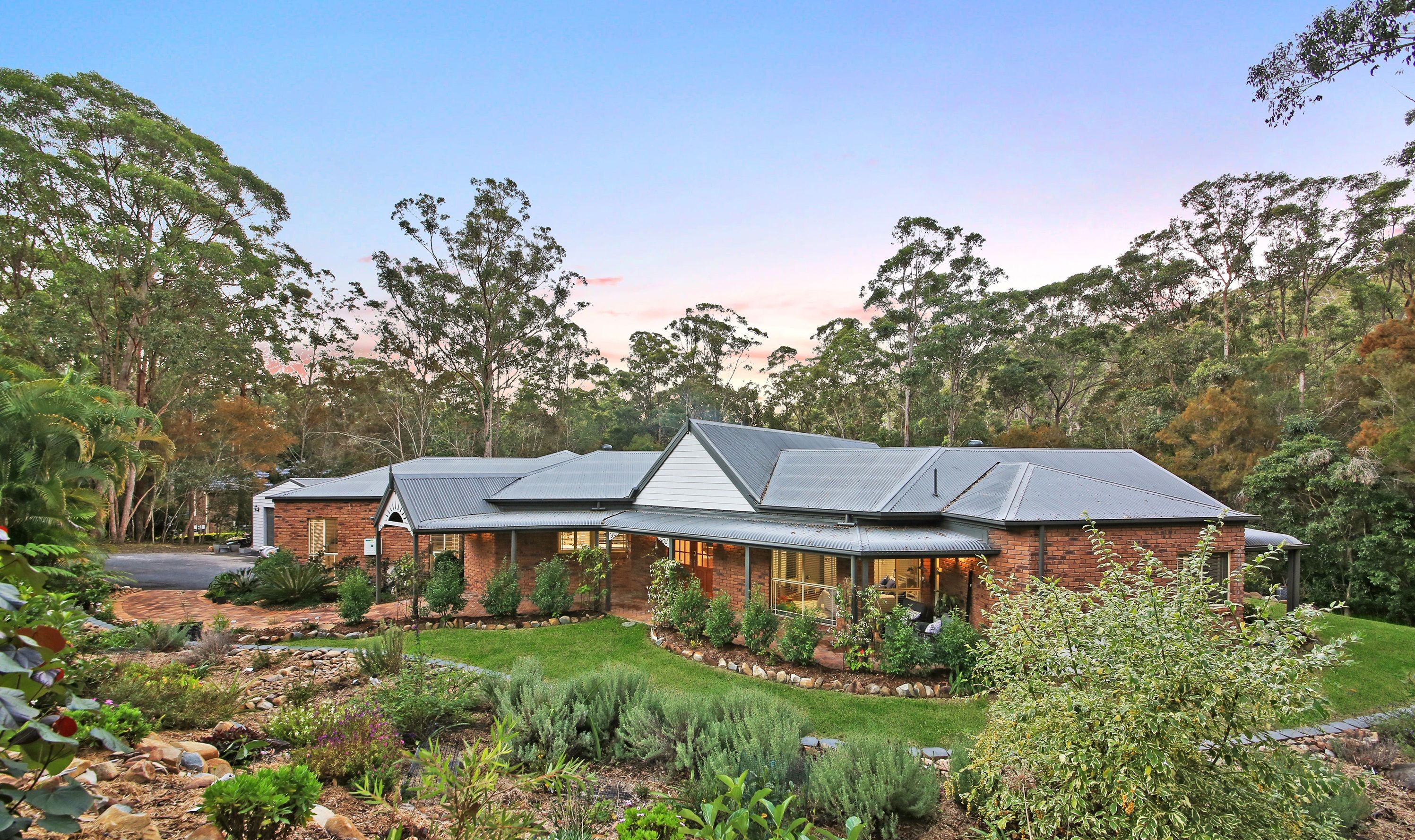 28 Lydford Close, Bonogin, QLD 4213