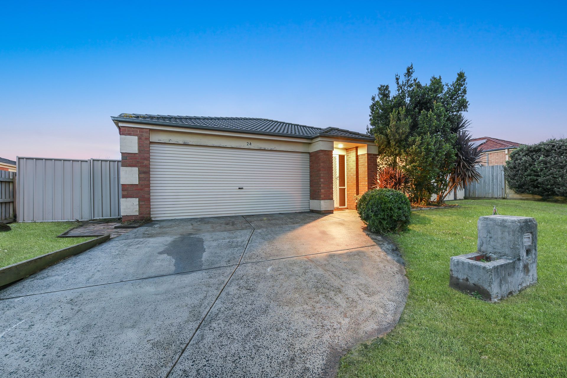24 McCartney Drive, Narre Warren South, VIC 3805