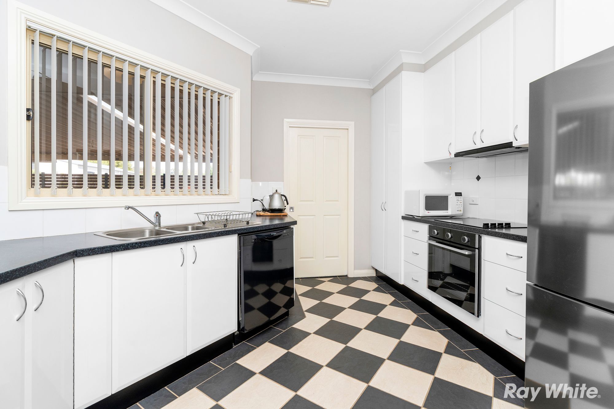 7 Loughan Road, Junee, NSW 2663