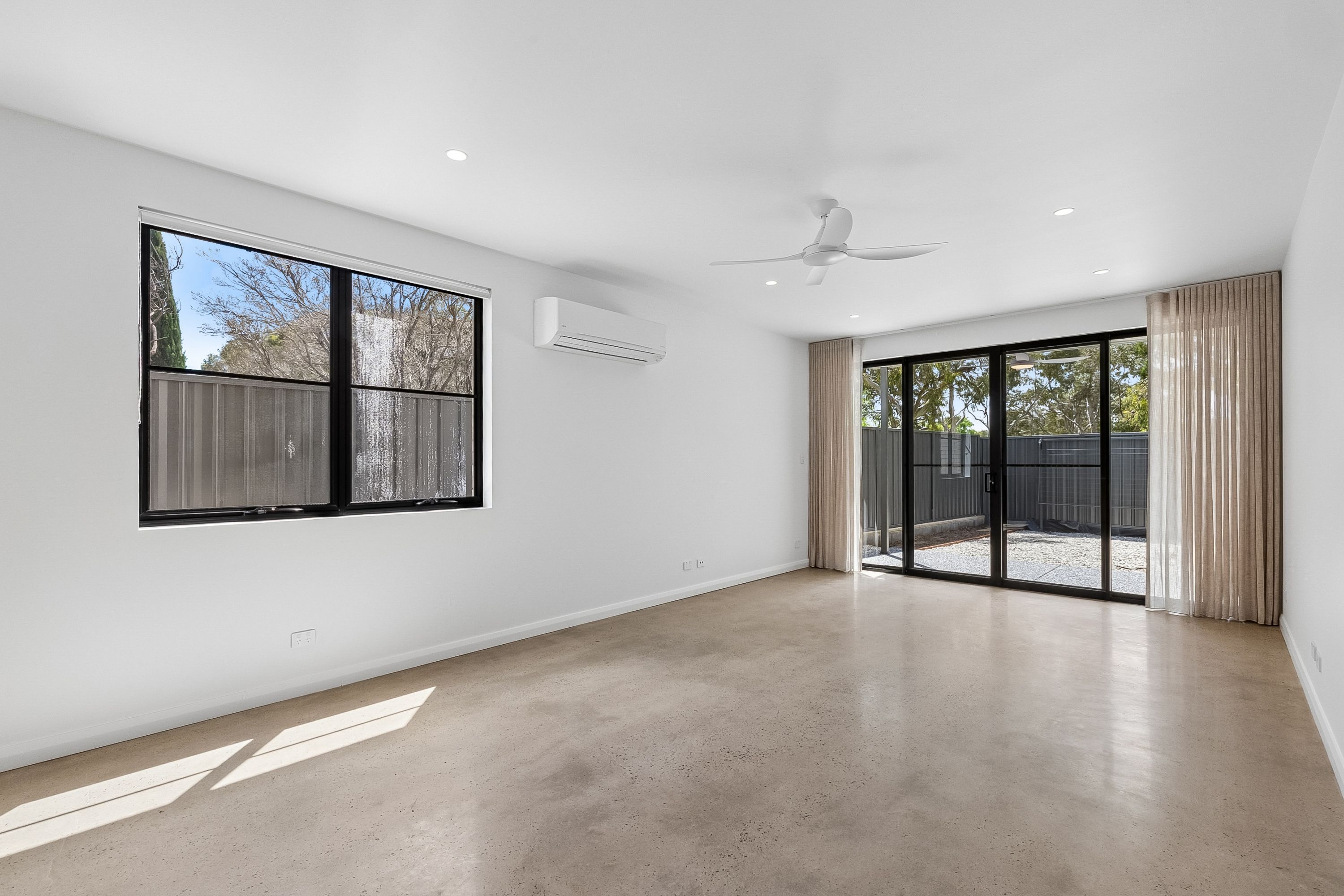 15 Toovis Avenue — photo 4 of 10