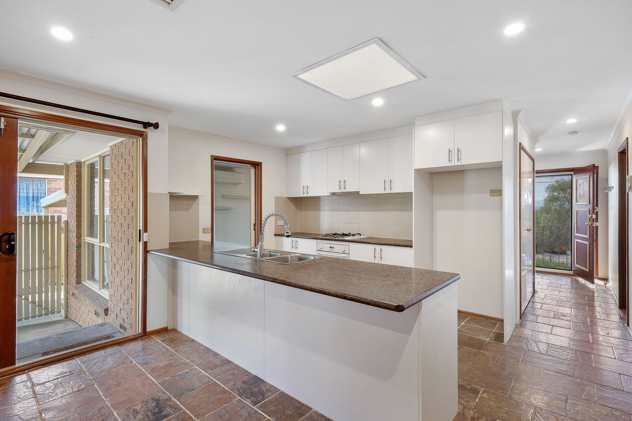 48 Huntington Drive, Hampton Park, VIC 3976