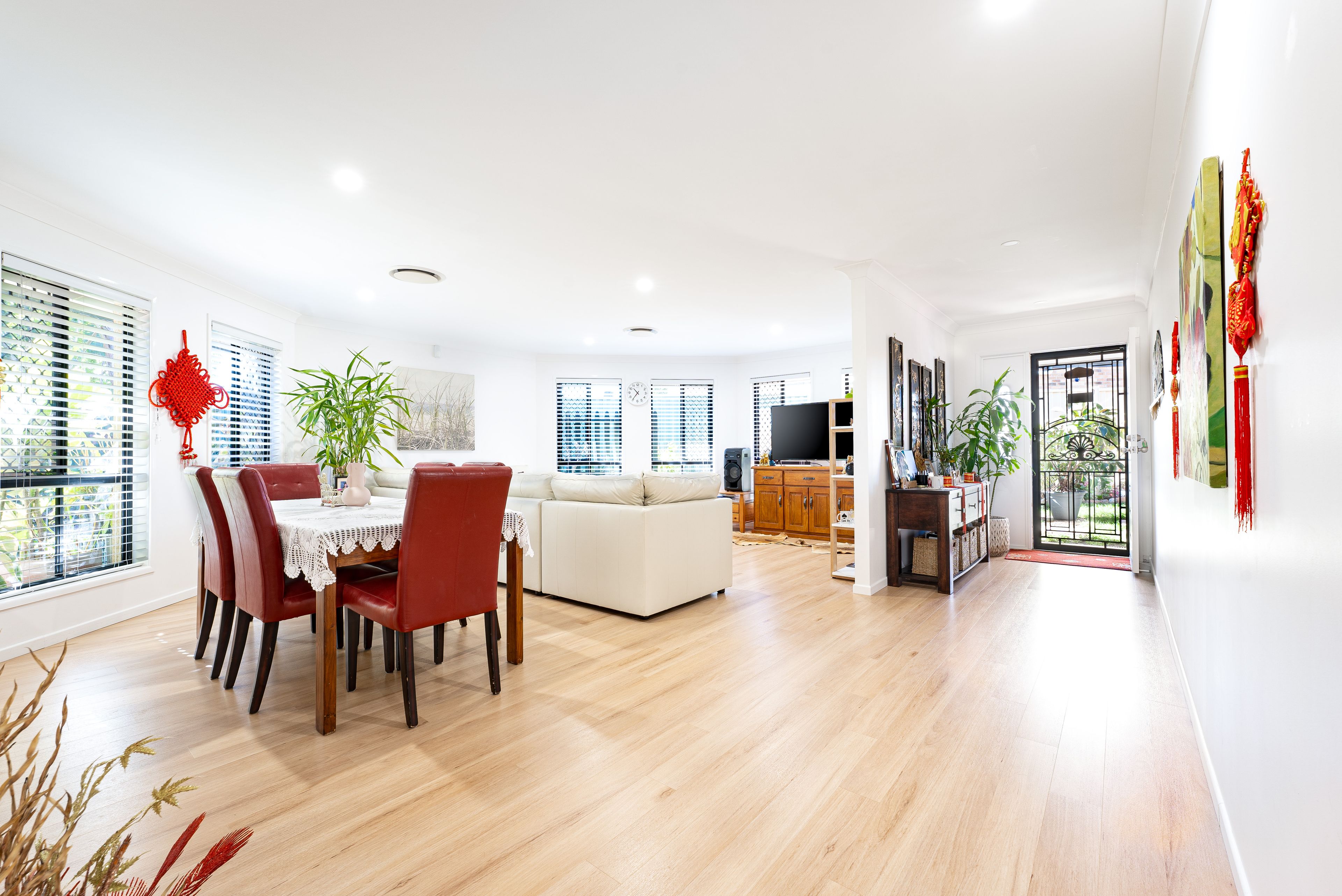 4 Hass Place, Heritage Park, QLD 4118