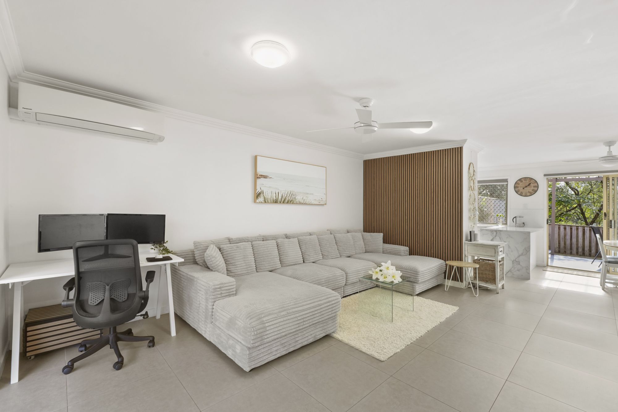 8/54 Gemvale Road — photo 9 of 27