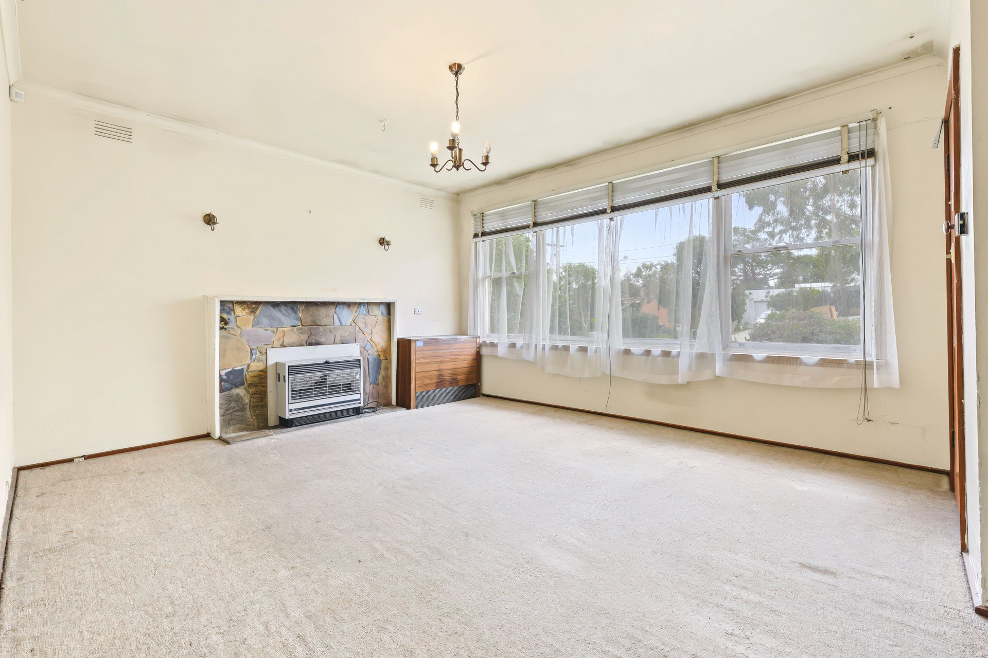 52 Bindy Street — photo 5 of 10
