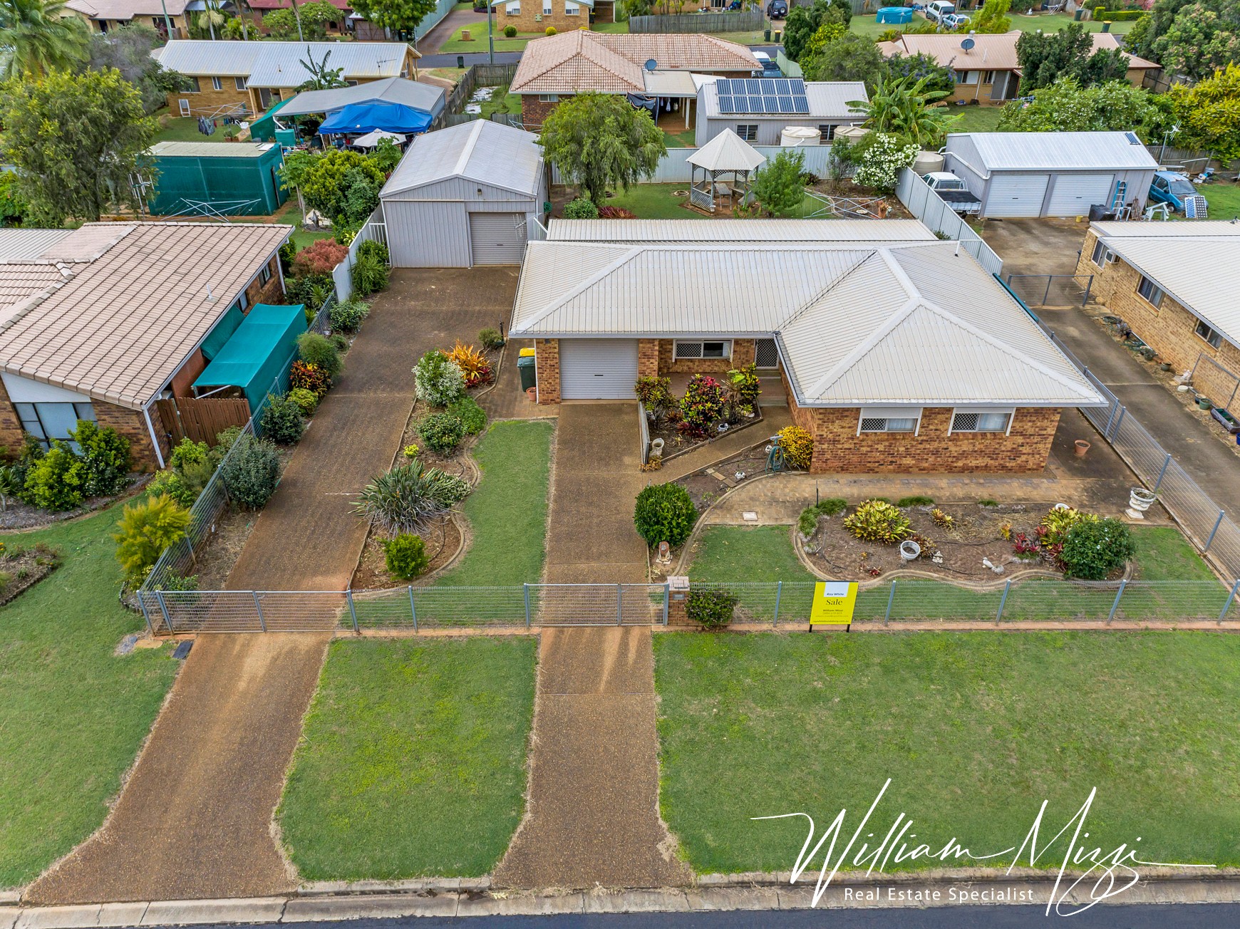 15 Ferny Avenue, Avoca, QLD 4670