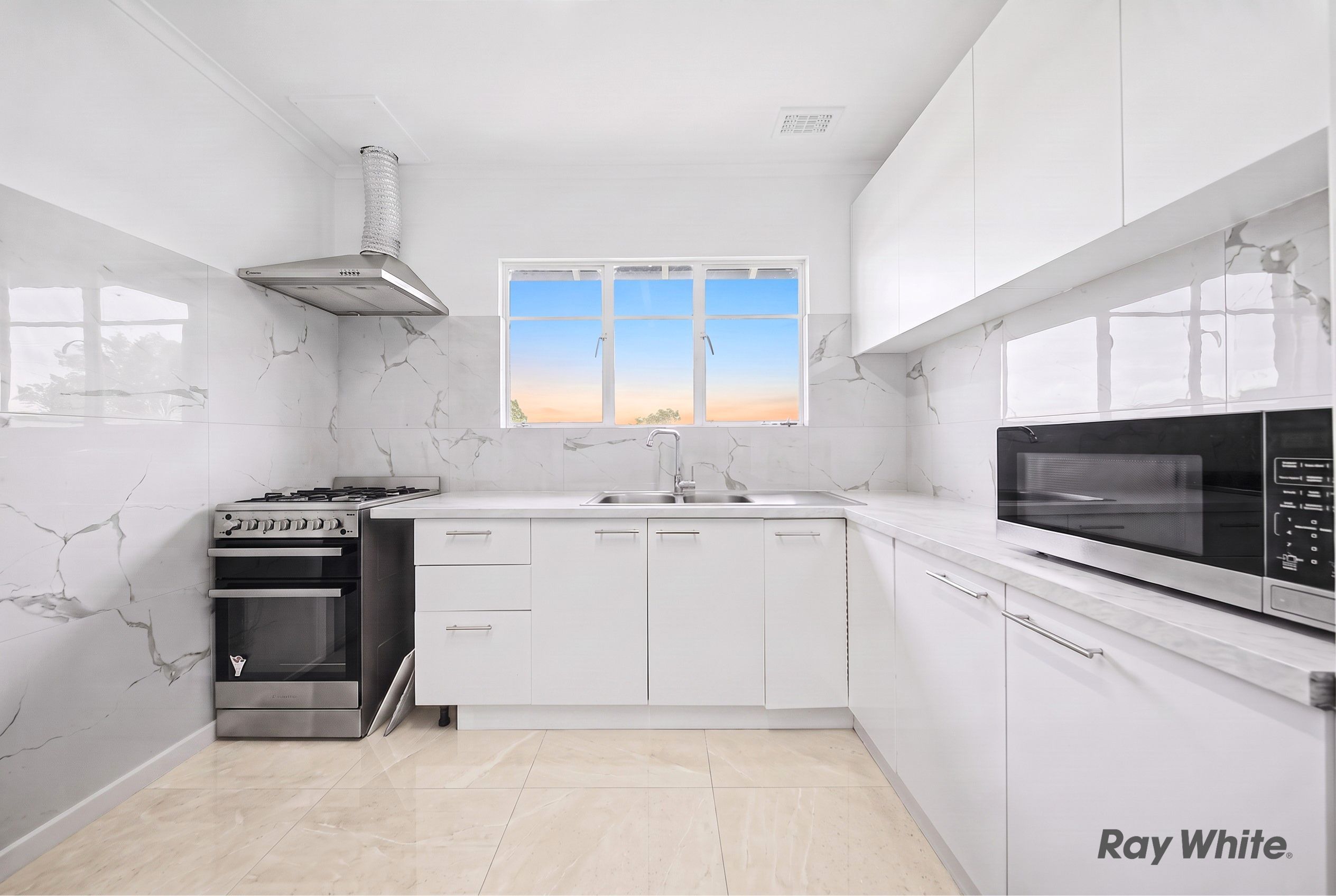 29 Ash Street — photo 4 of 20