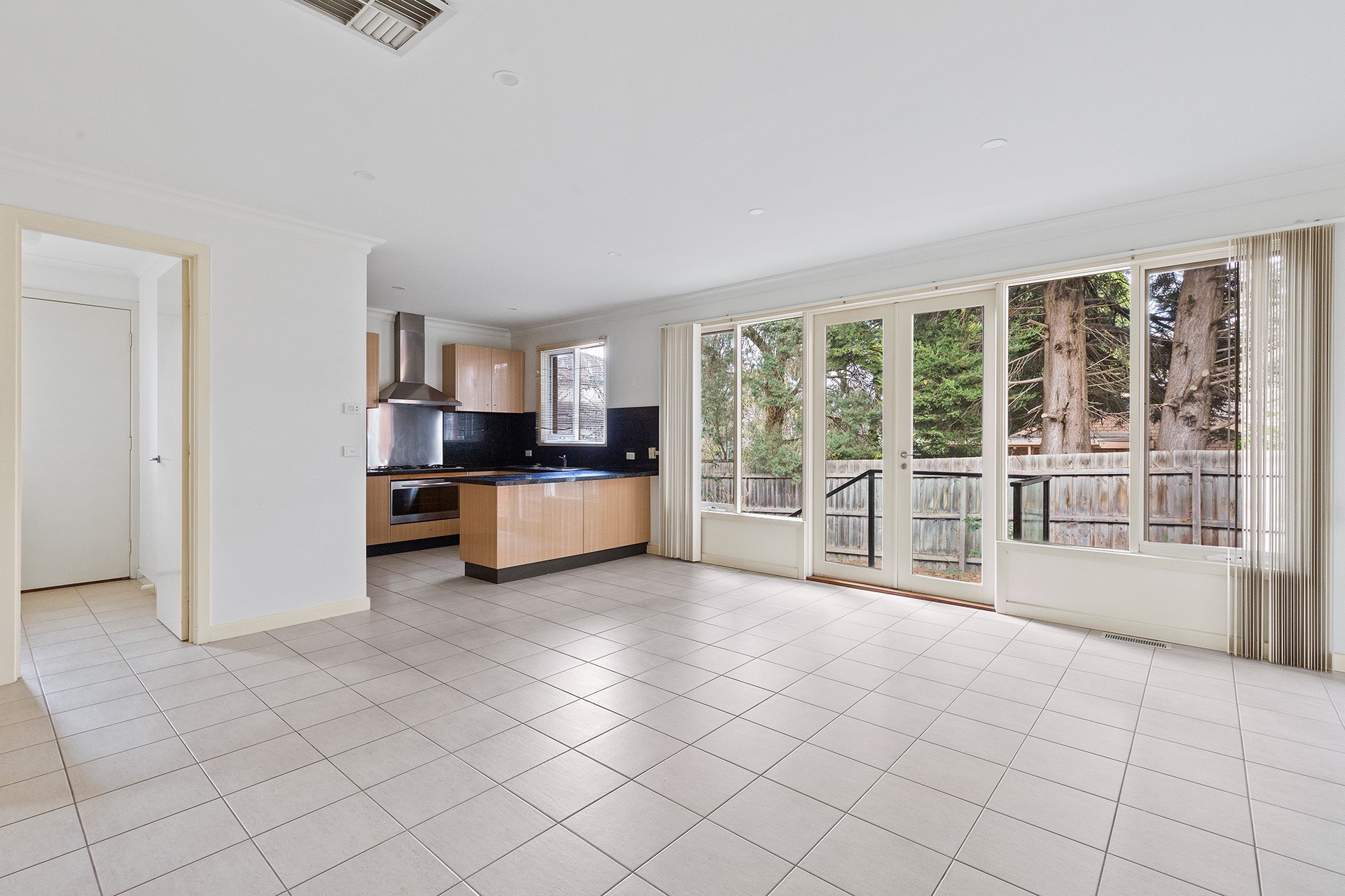 2/119 Lum Road, Wheelers Hill, VIC 3150