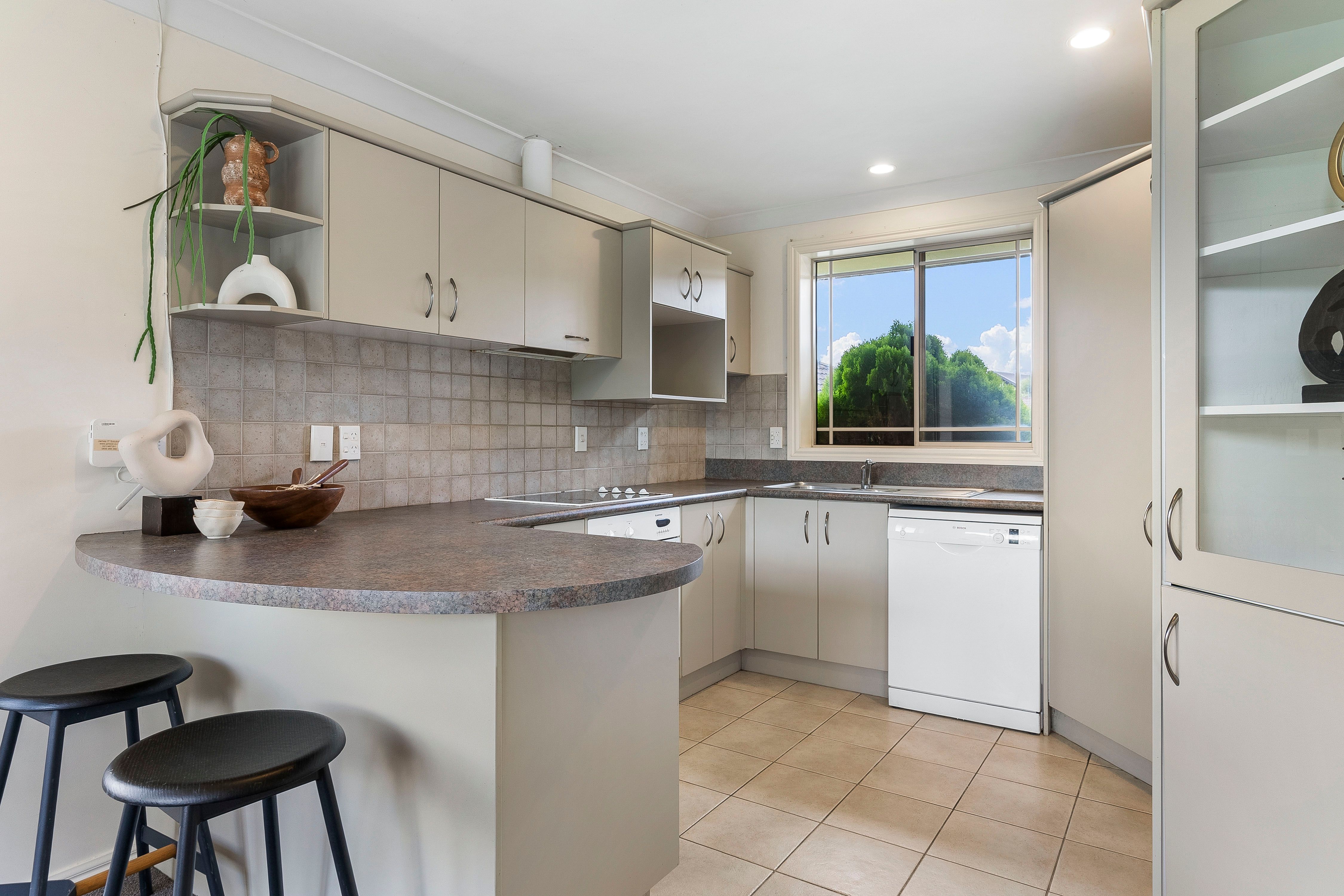 19 Pyrite Street, Westgate, Waitakere City