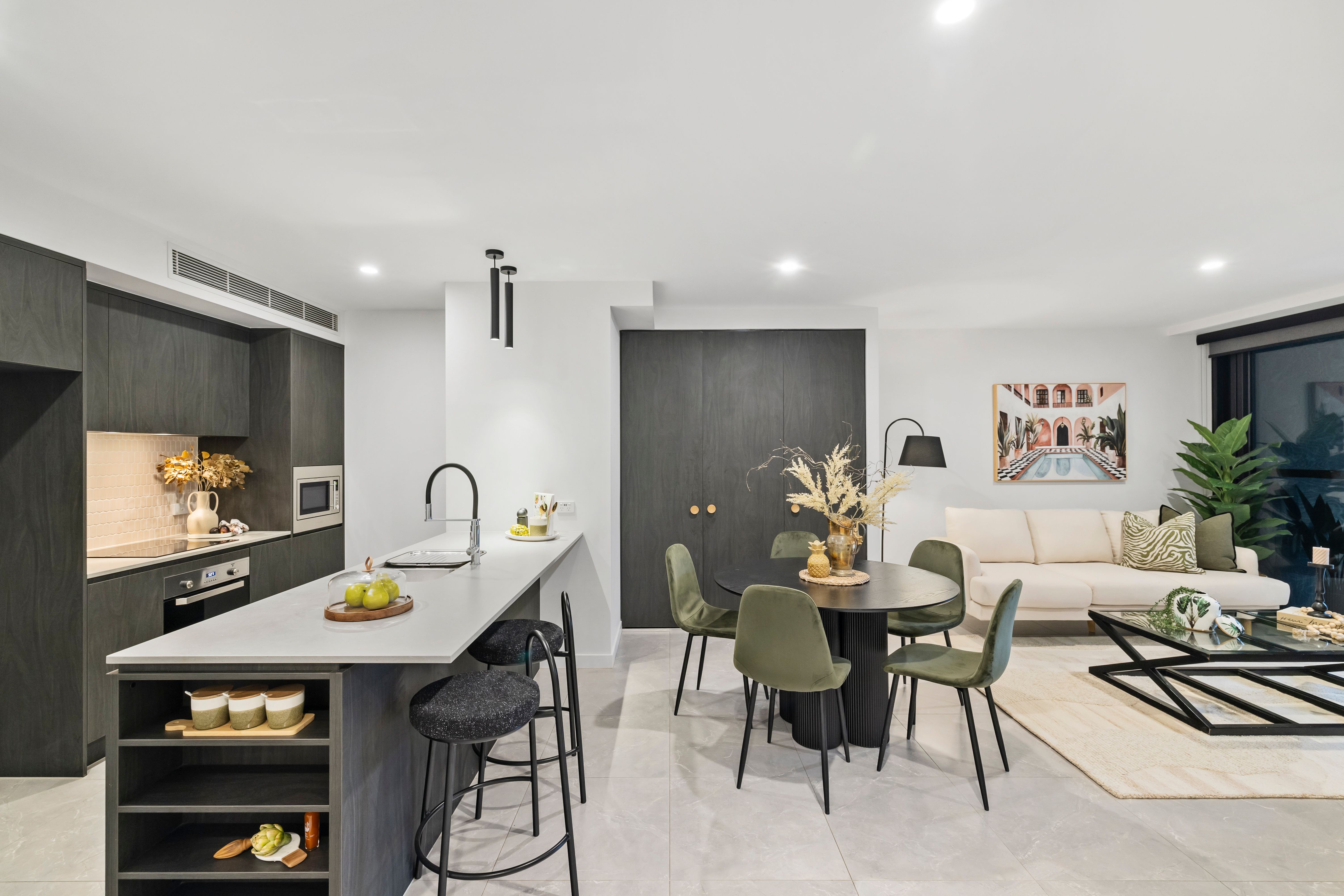 2117/100 Duporth Avenue, Maroochydore, QLD 4558