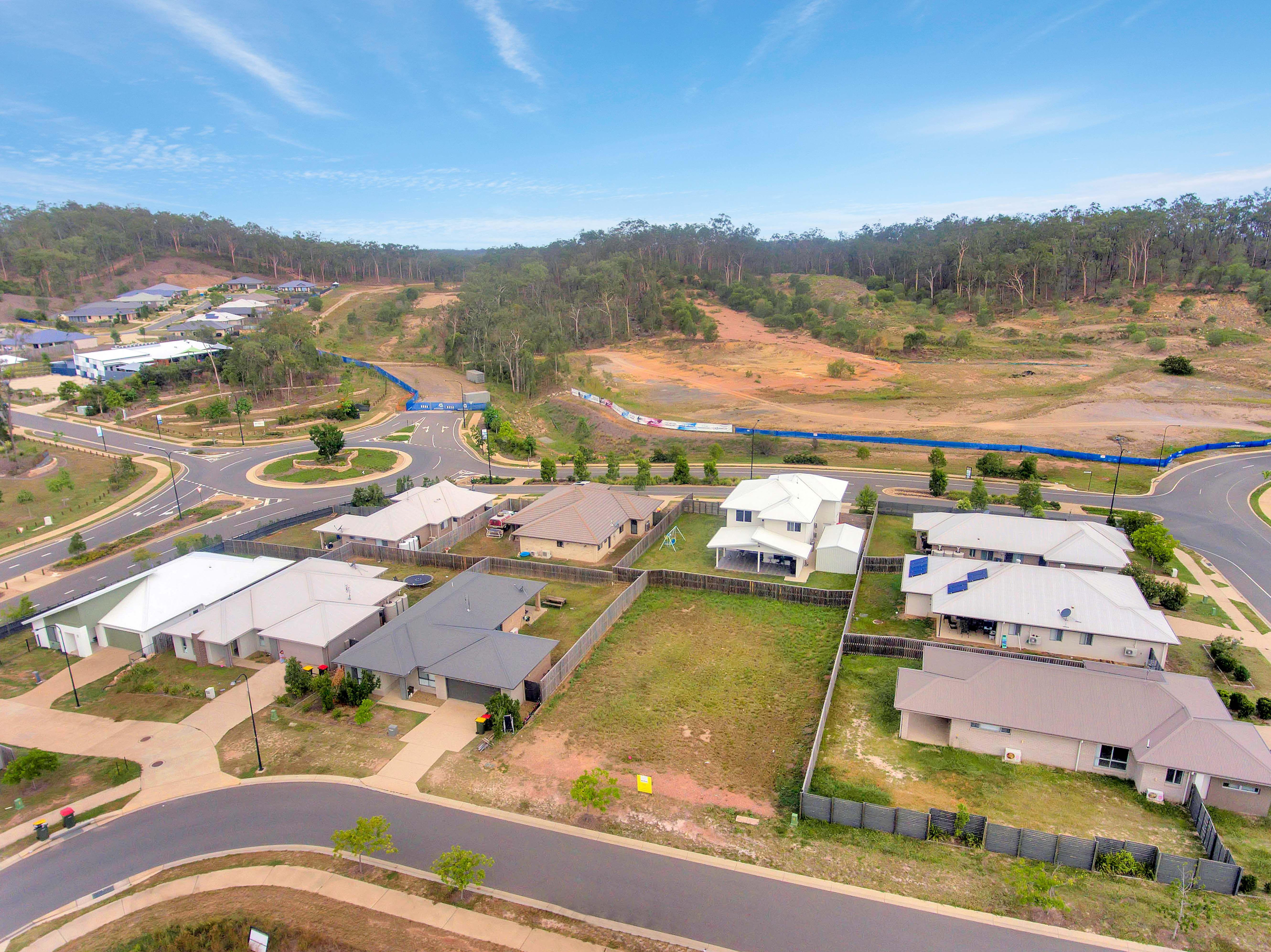 Boyne Island, QLD 4680