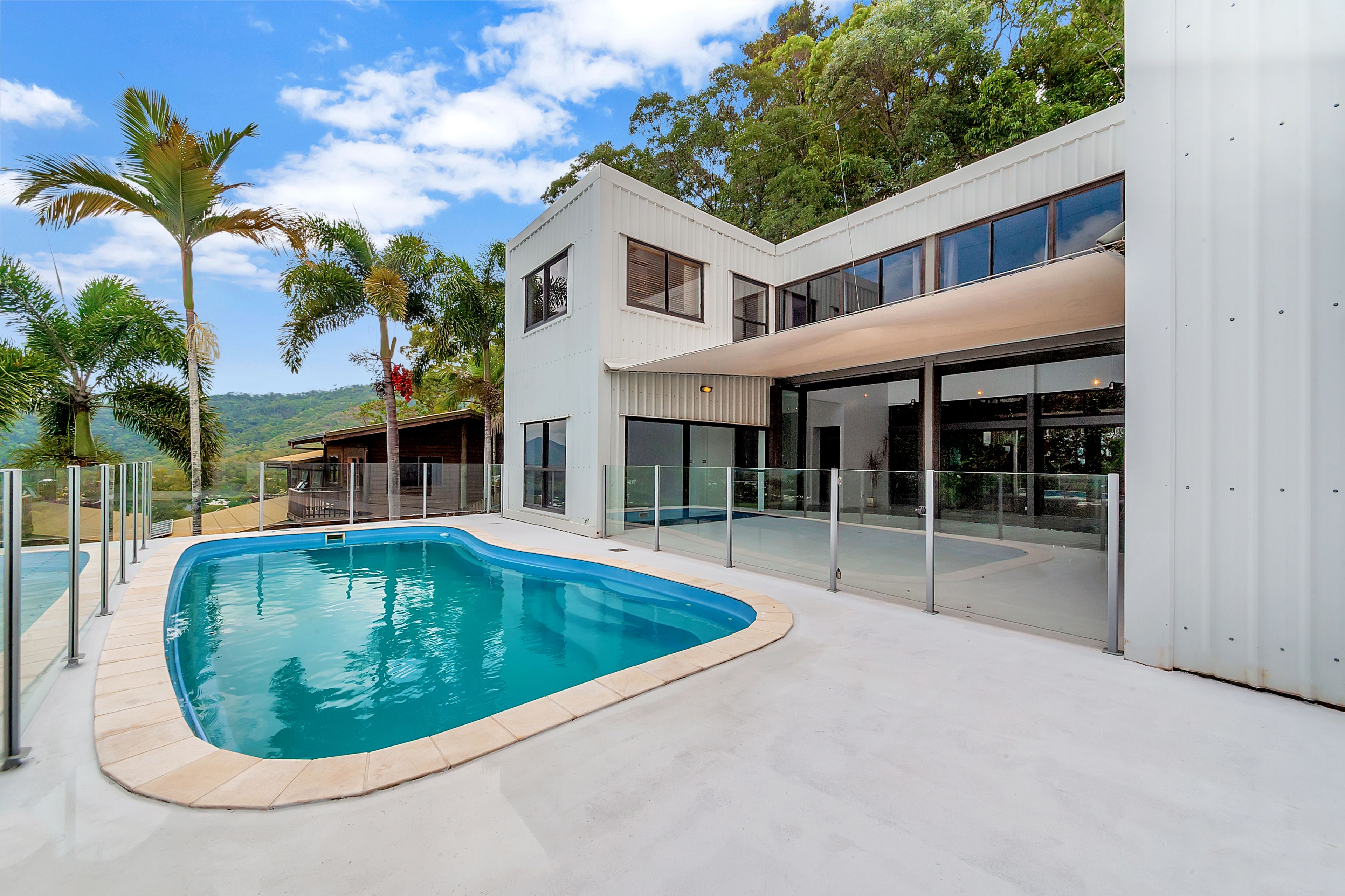 17 Darkin Close, Smithfield, QLD 4878