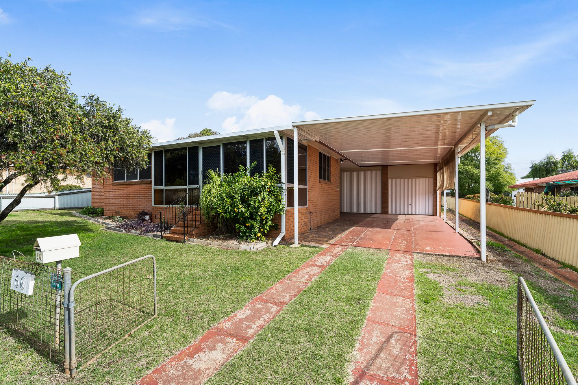 66 Proposch Street, Oakey QLD 4401