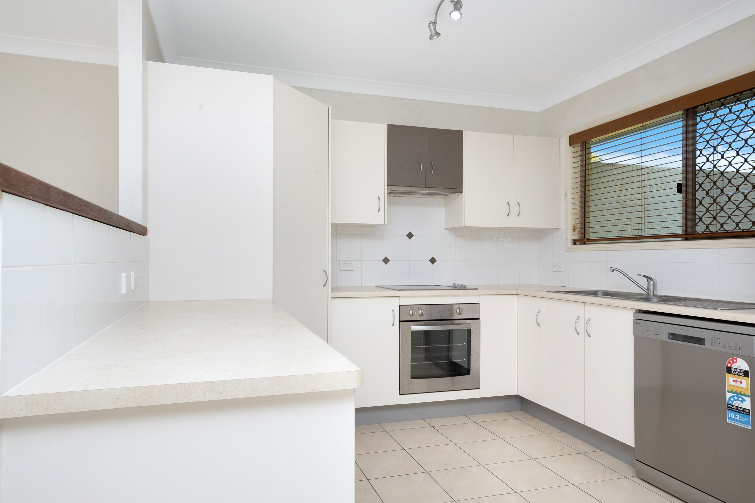 12/10 Renecol Avenue, Rasmussen, QLD 4815