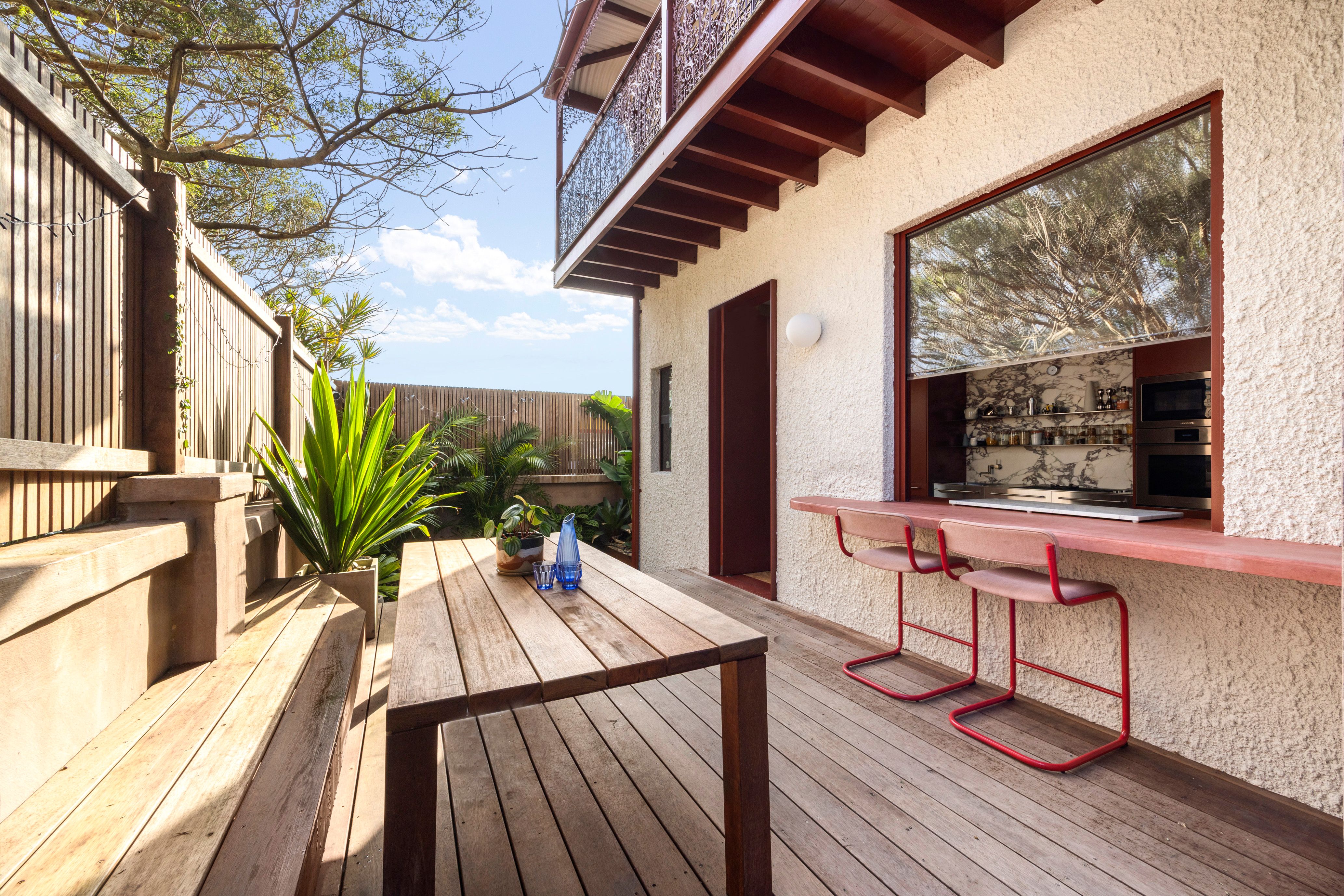 71 Brisbane Street — photo from Ray White Phillips & Co