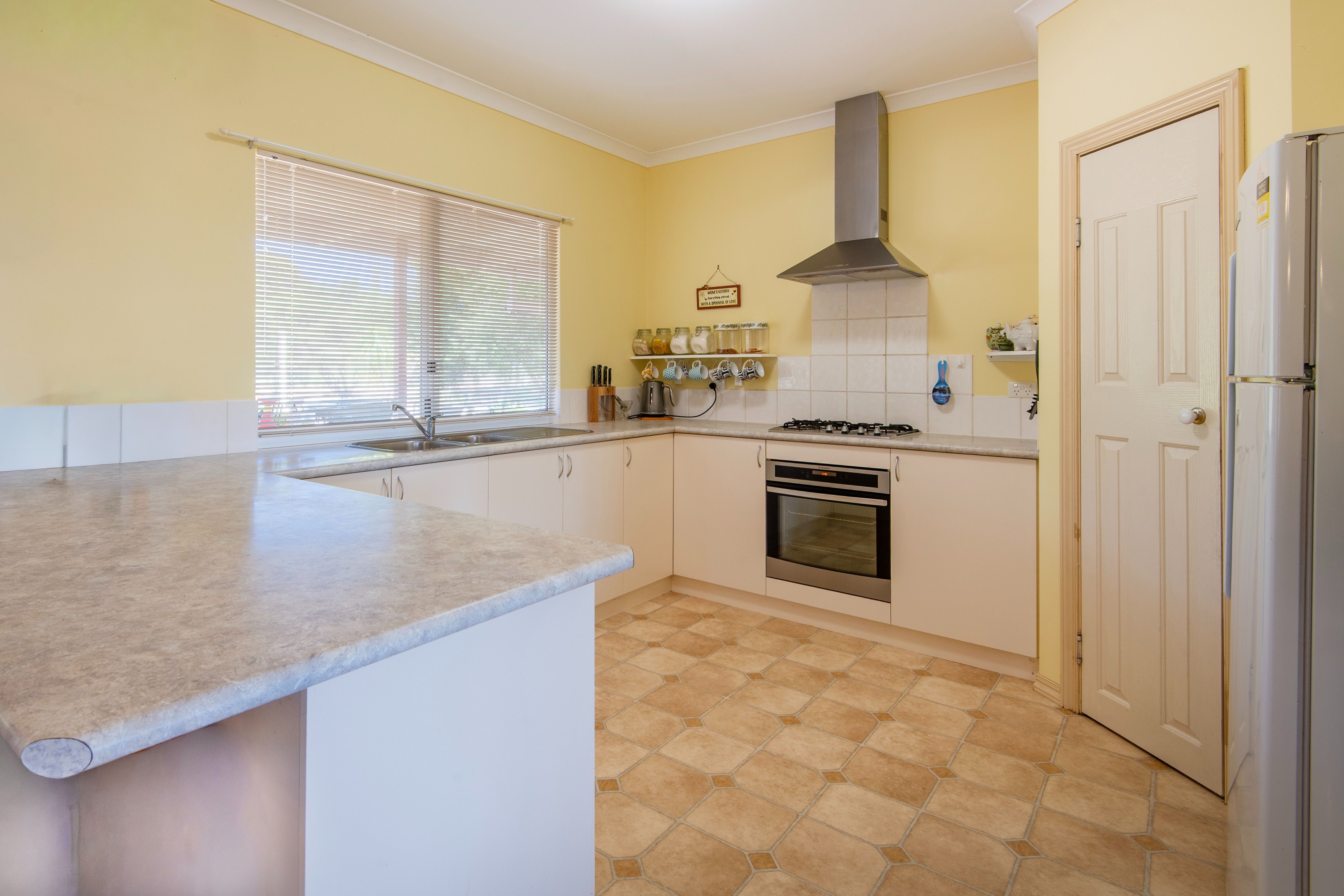 121 Mallee Road — photo 8 of 20