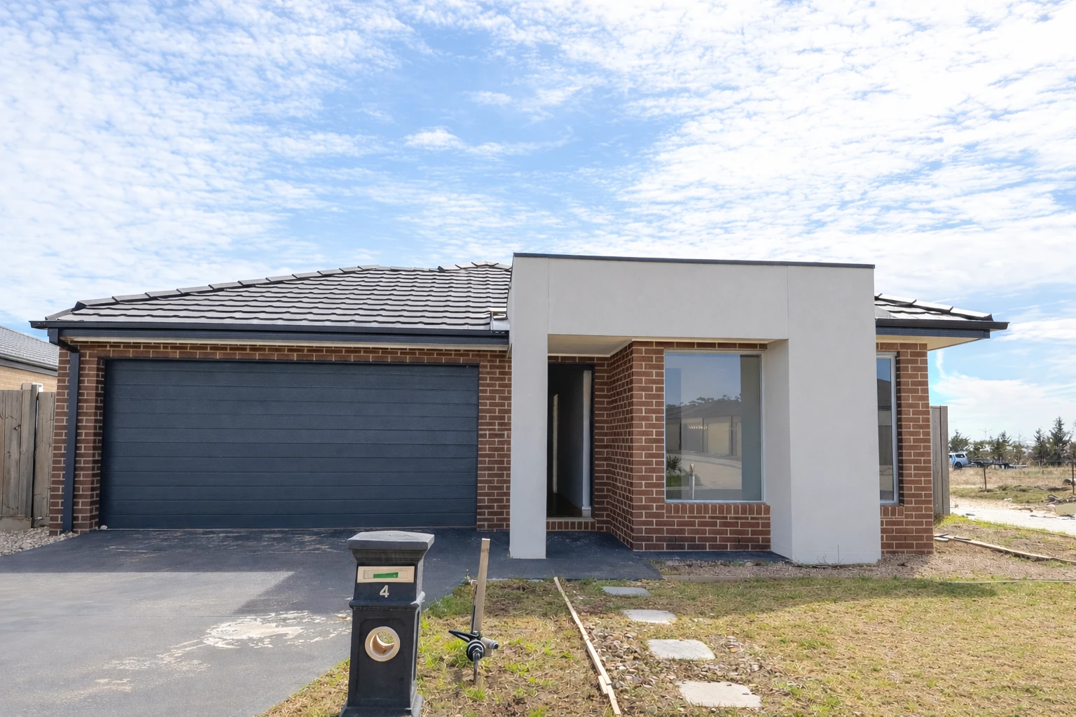4 Tamworth Drive, Rockbank, VIC 3335