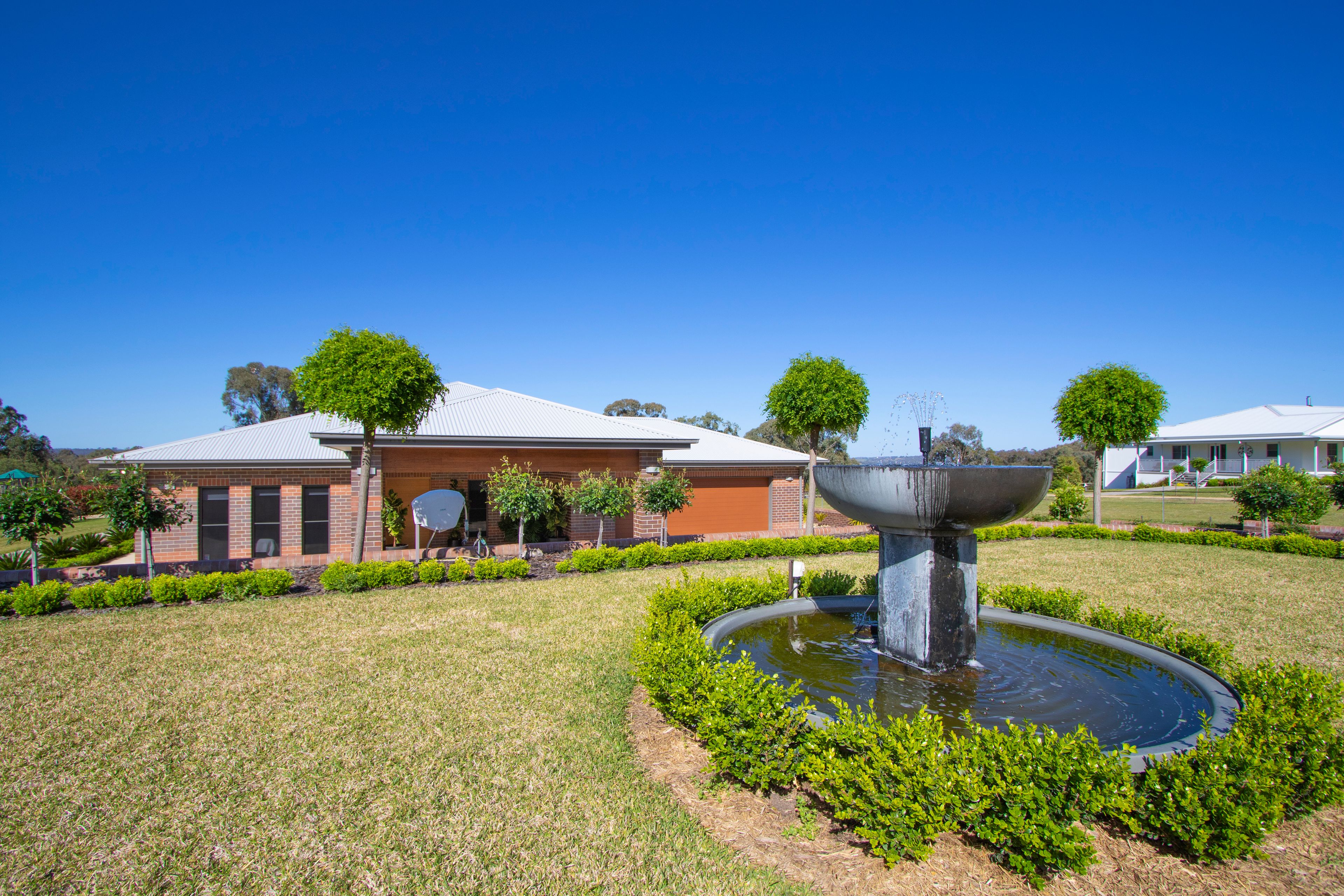 11 Wolbah Close, Inverell NSW 2360