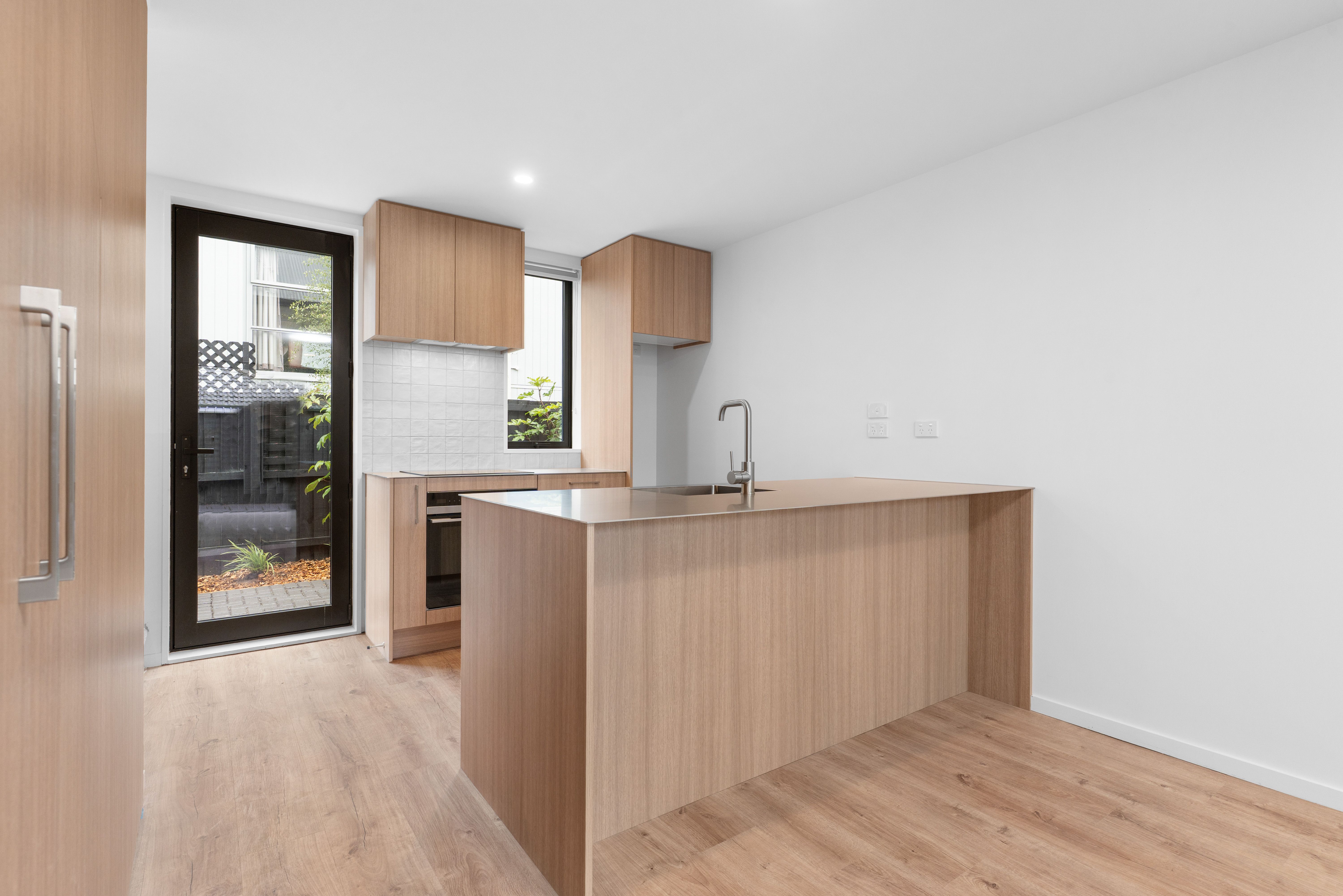 4/7 Grove Road, Addington, Christchurch City