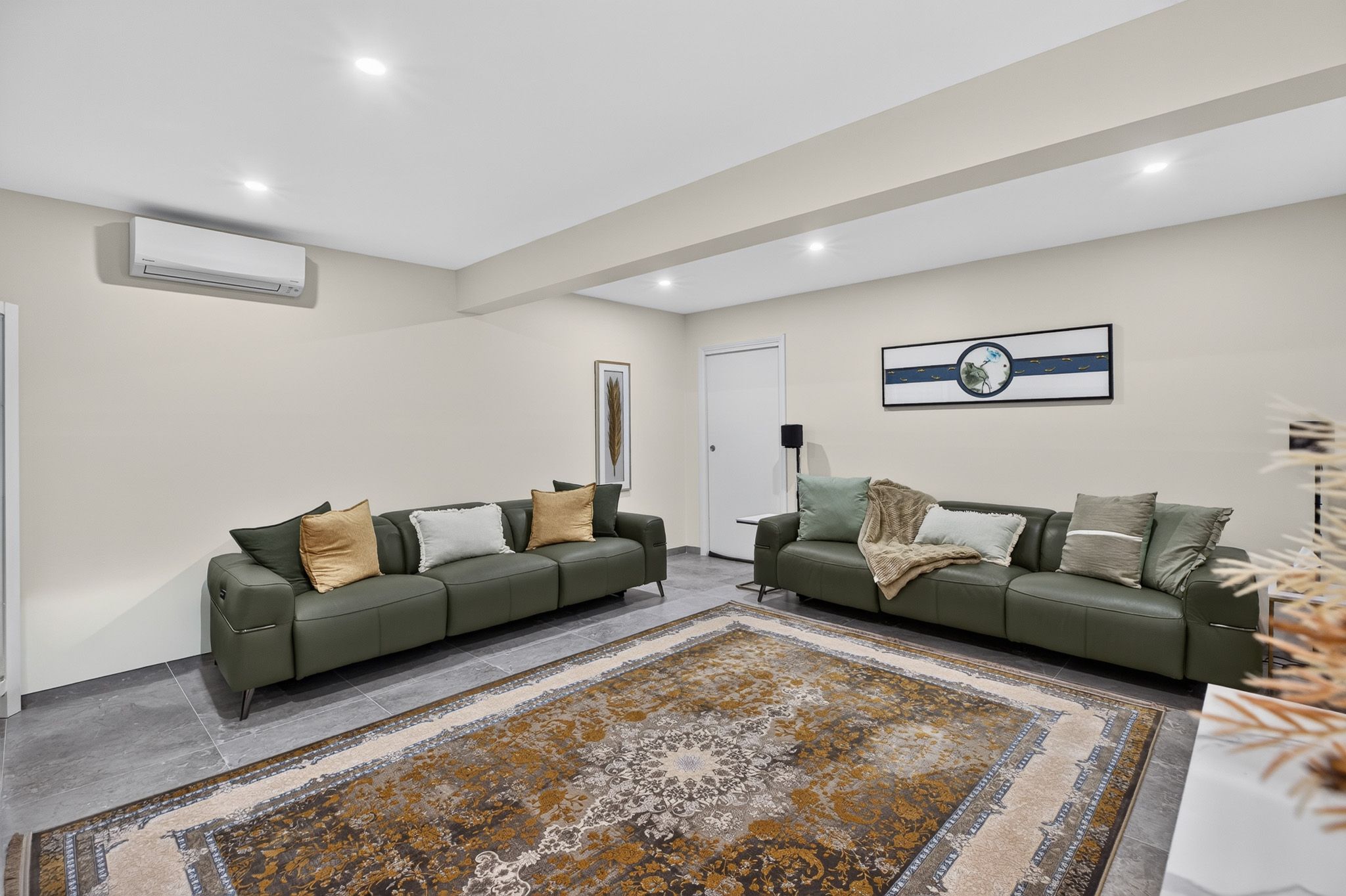 11 Cullen Place — photo 15 of 30