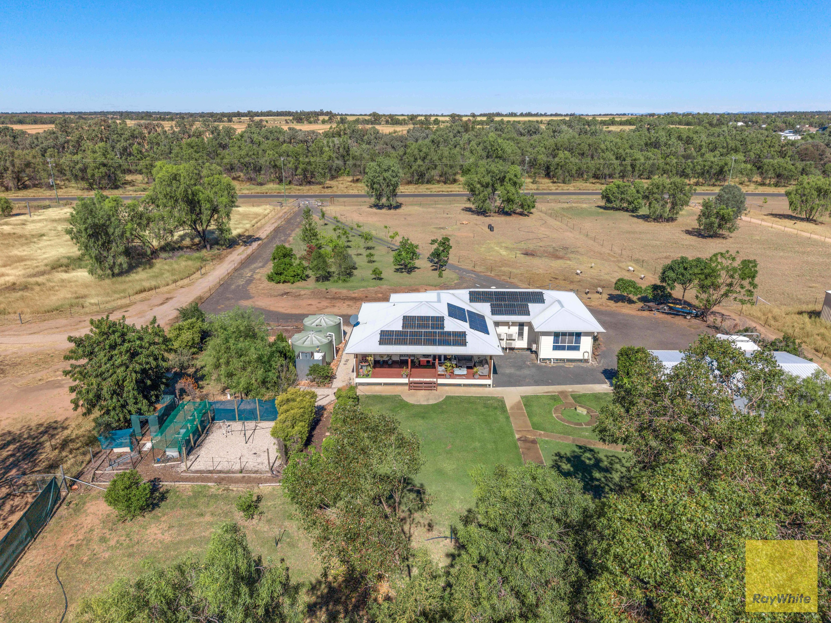 162 Chudleigh Drive, Emerald, QLD 4720