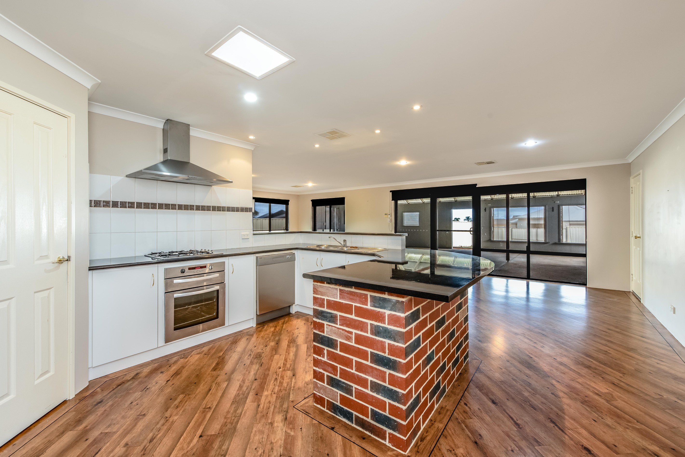 37 Ego Creek Loop, Waggrakine, WA 6530