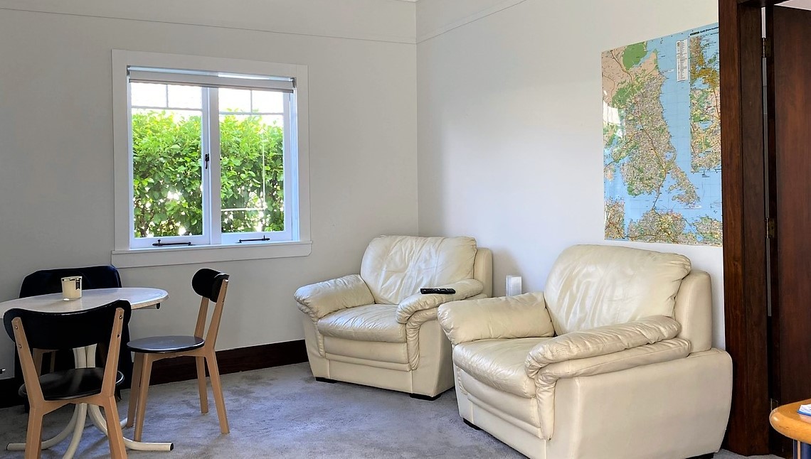 8 Gazelle Avenue, Beach Haven, North Shore City