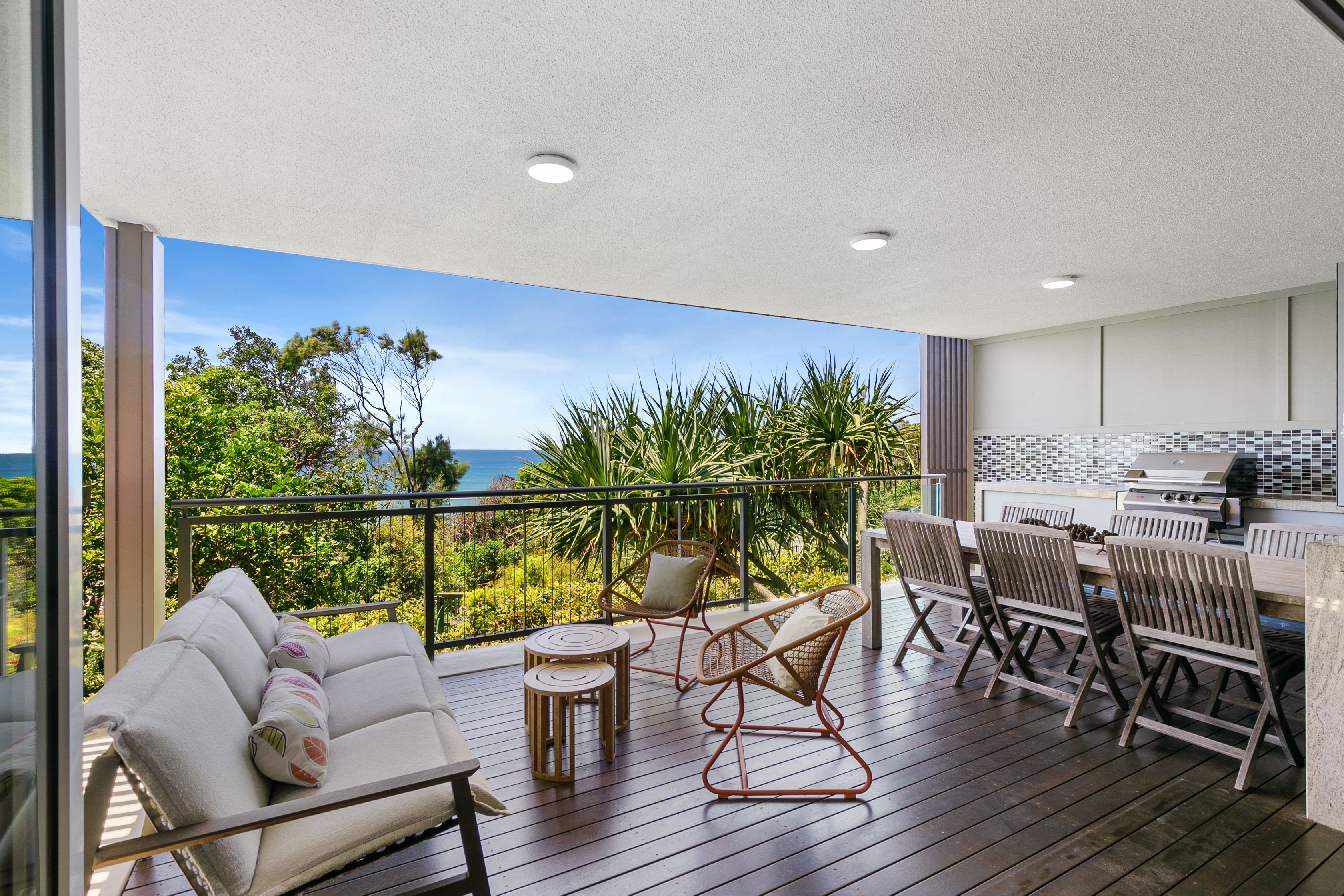 158-172 Dickson Way, Point Lookout QLD 4183