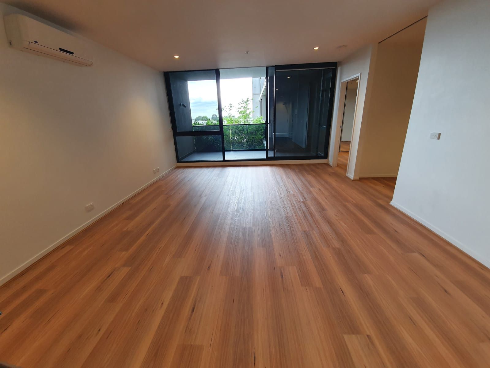 216/19-21 Hanover Street, Oakleigh, VIC 3166