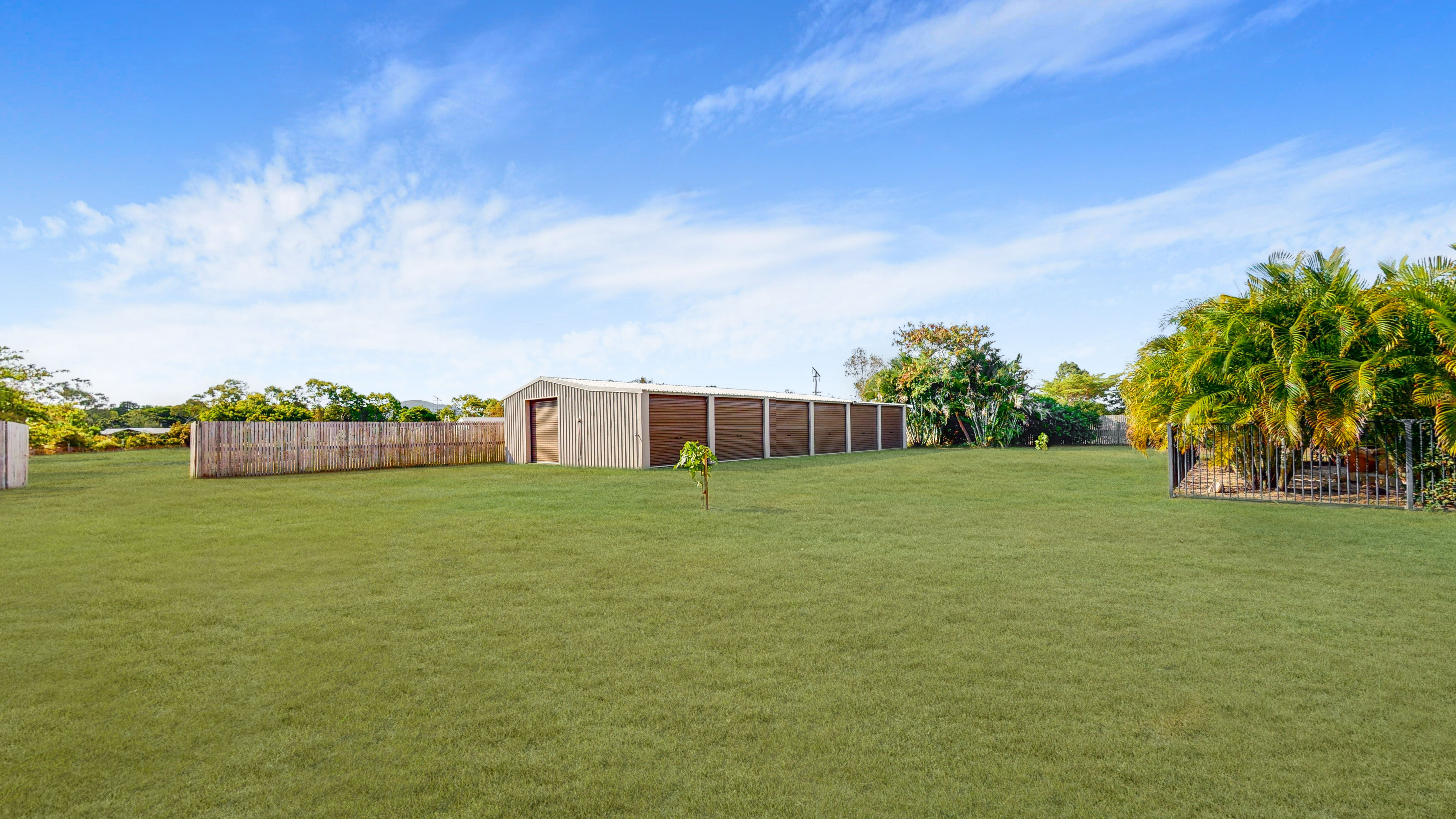 8-10 Williams Road, Alligator Creek, QLD 4816