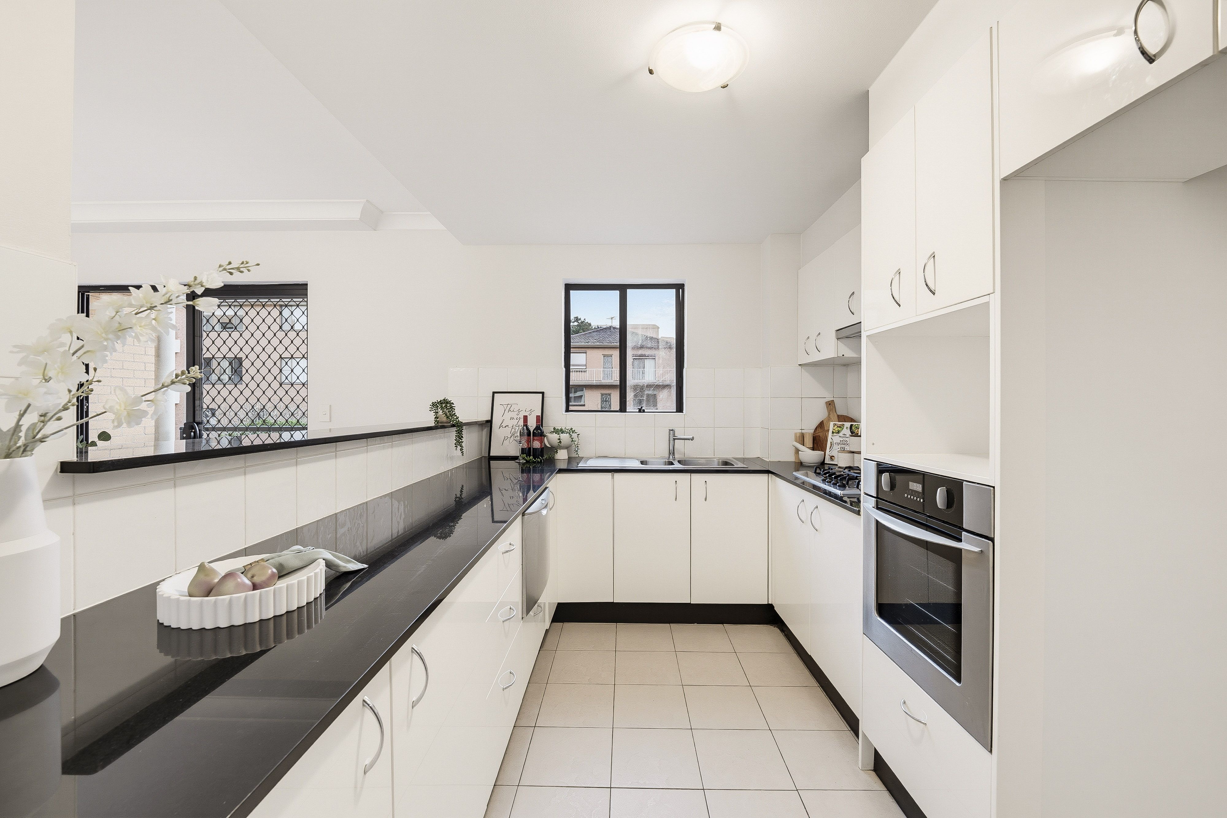 6/53-61 Wright Street — photo 3 of 10
