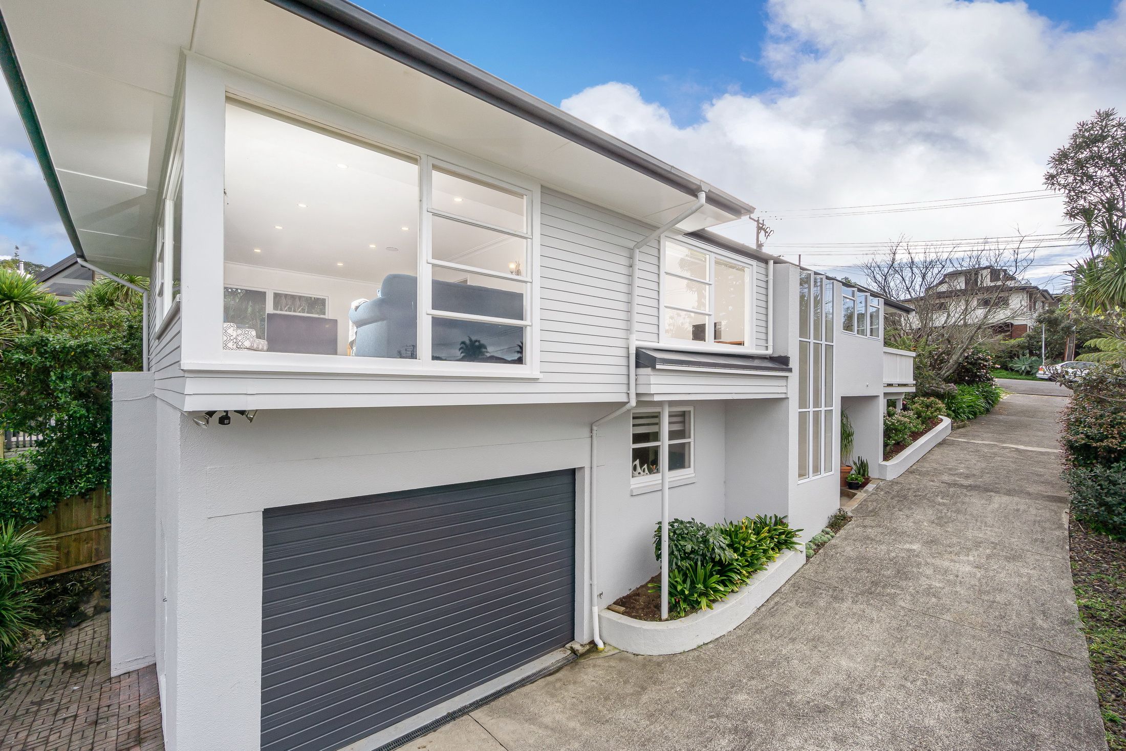 82 Seaview Road, Castor Bay, North Shore City