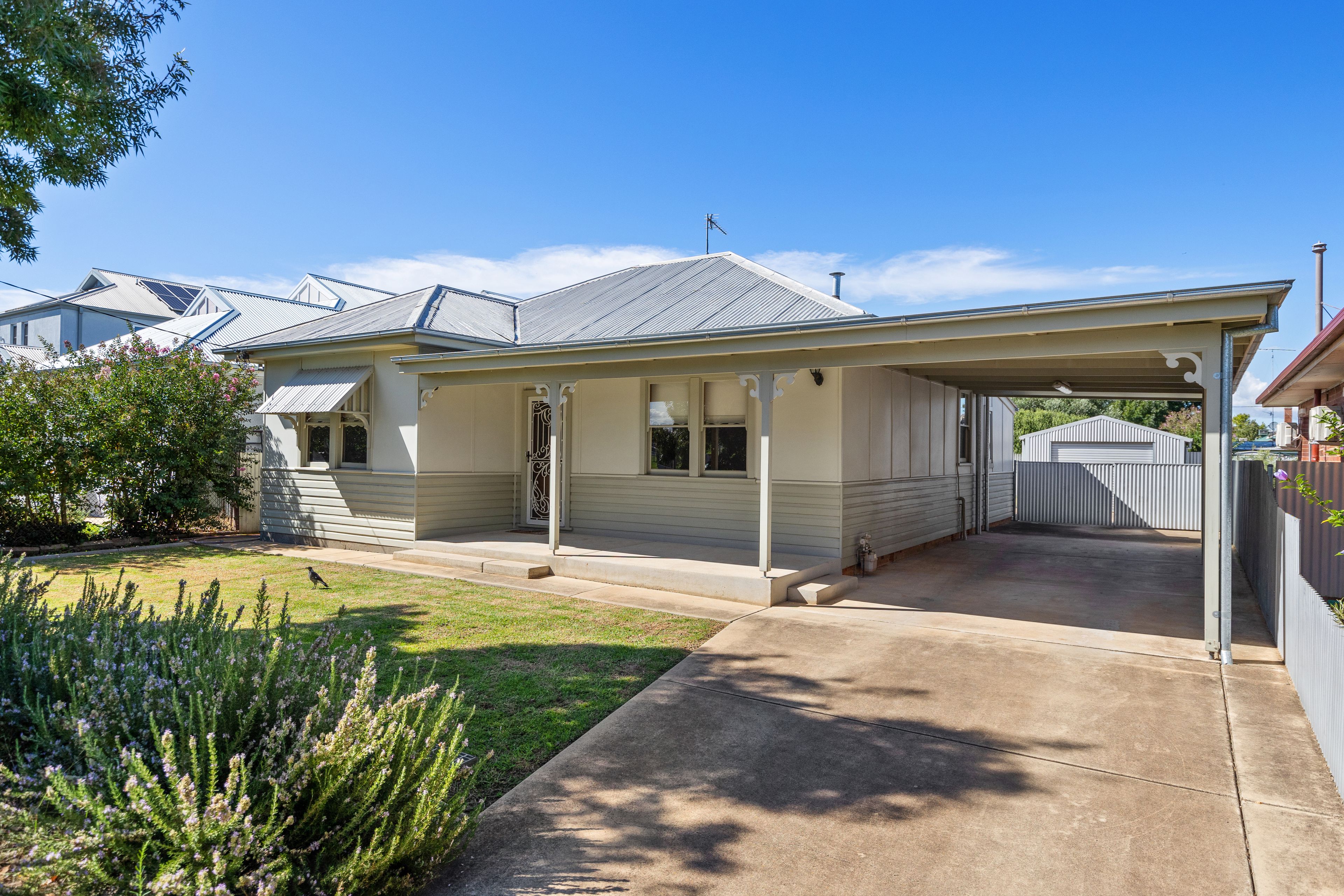 216 Kincaid Street, Wagga Wagga, NSW 2650