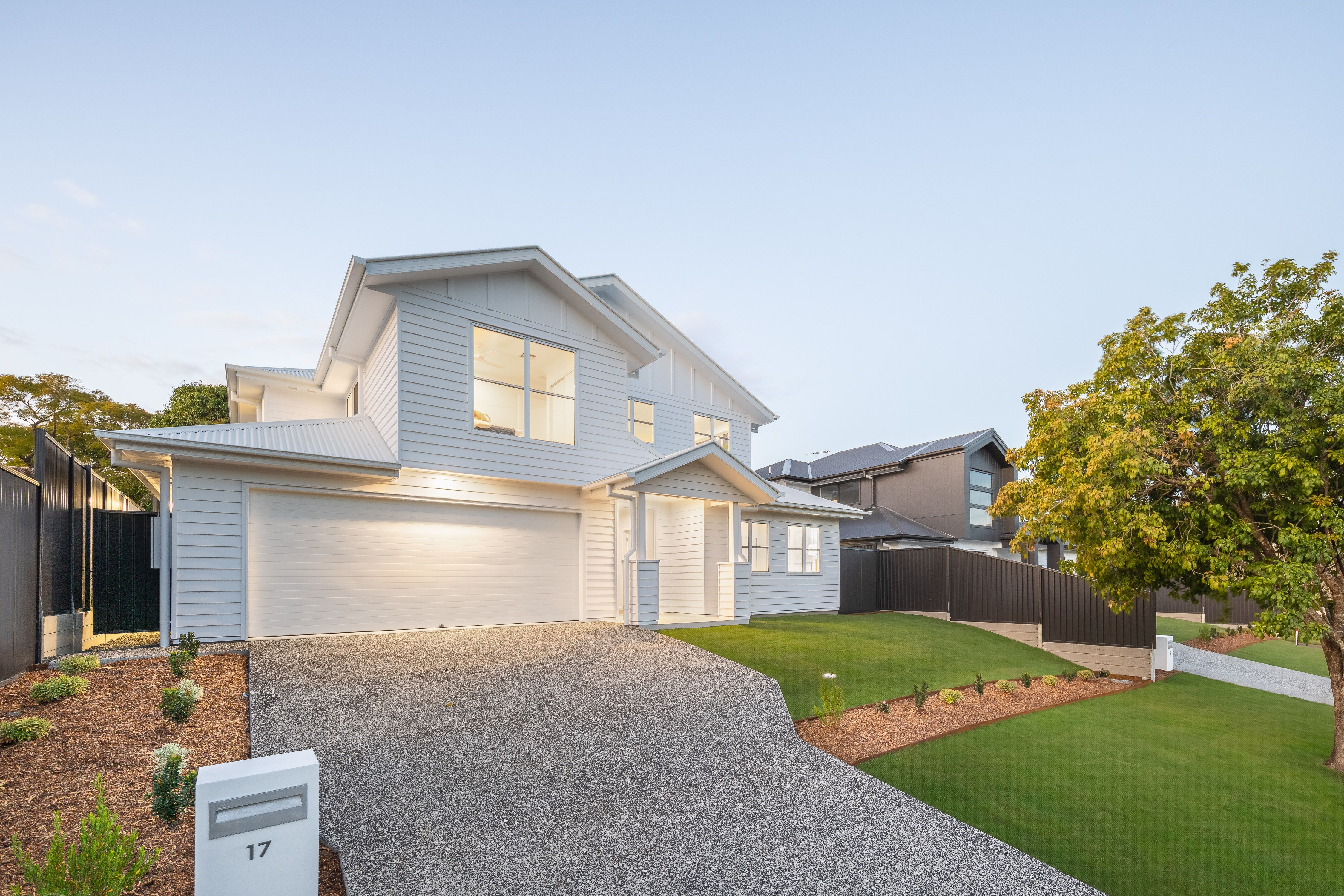 17 Campbell Terrace, Oxley, QLD 4075
