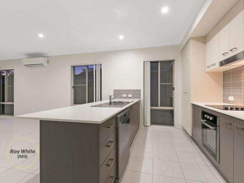 9 Lamont Street, Coomera, QLD 4209