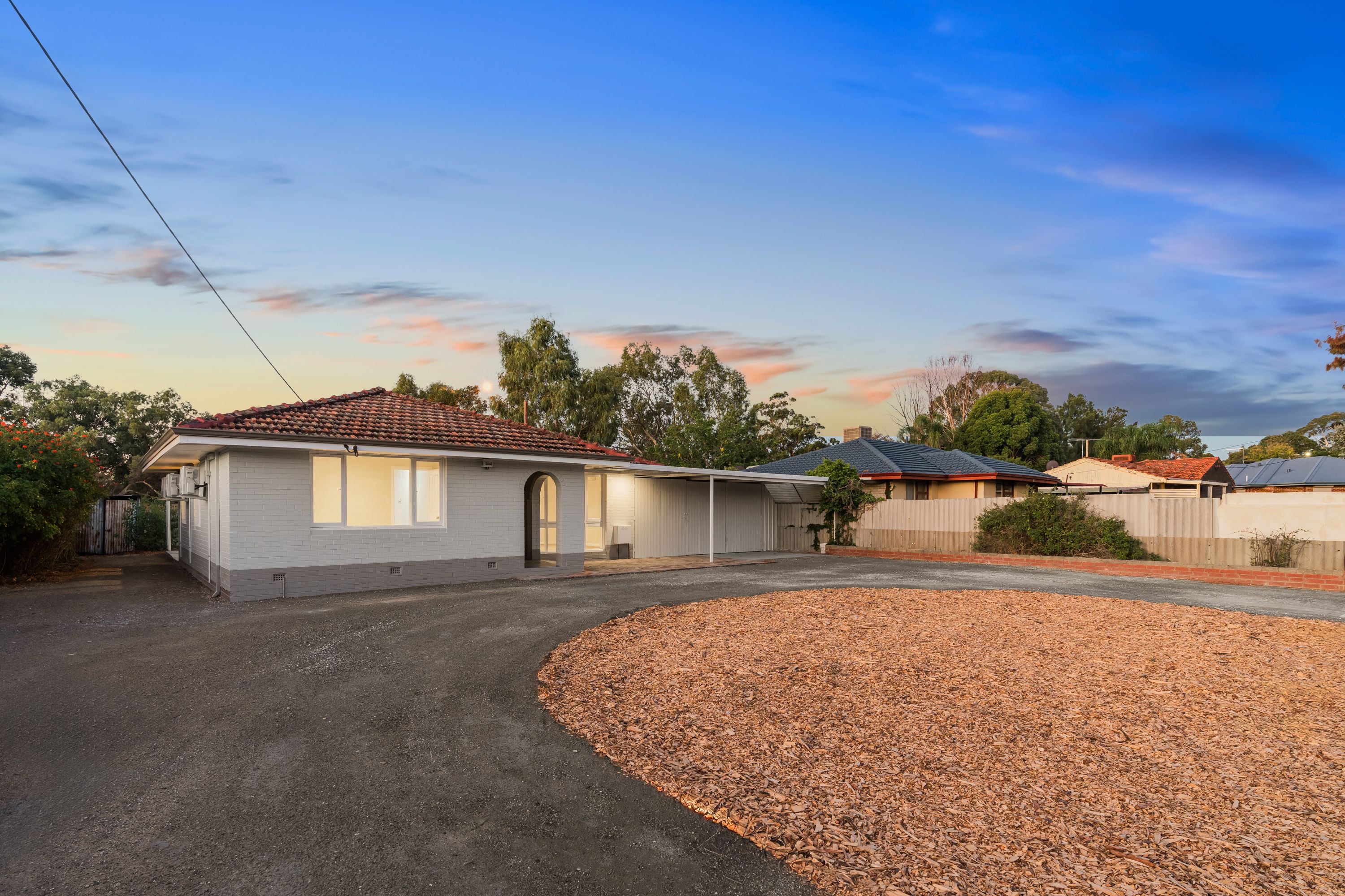 28 Tarrawan Road, Armadale, WA 6112