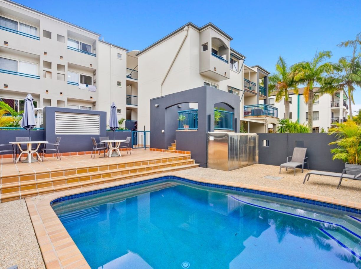 5/10-14 Purli Street — photo from Ray White Mermaid Waters