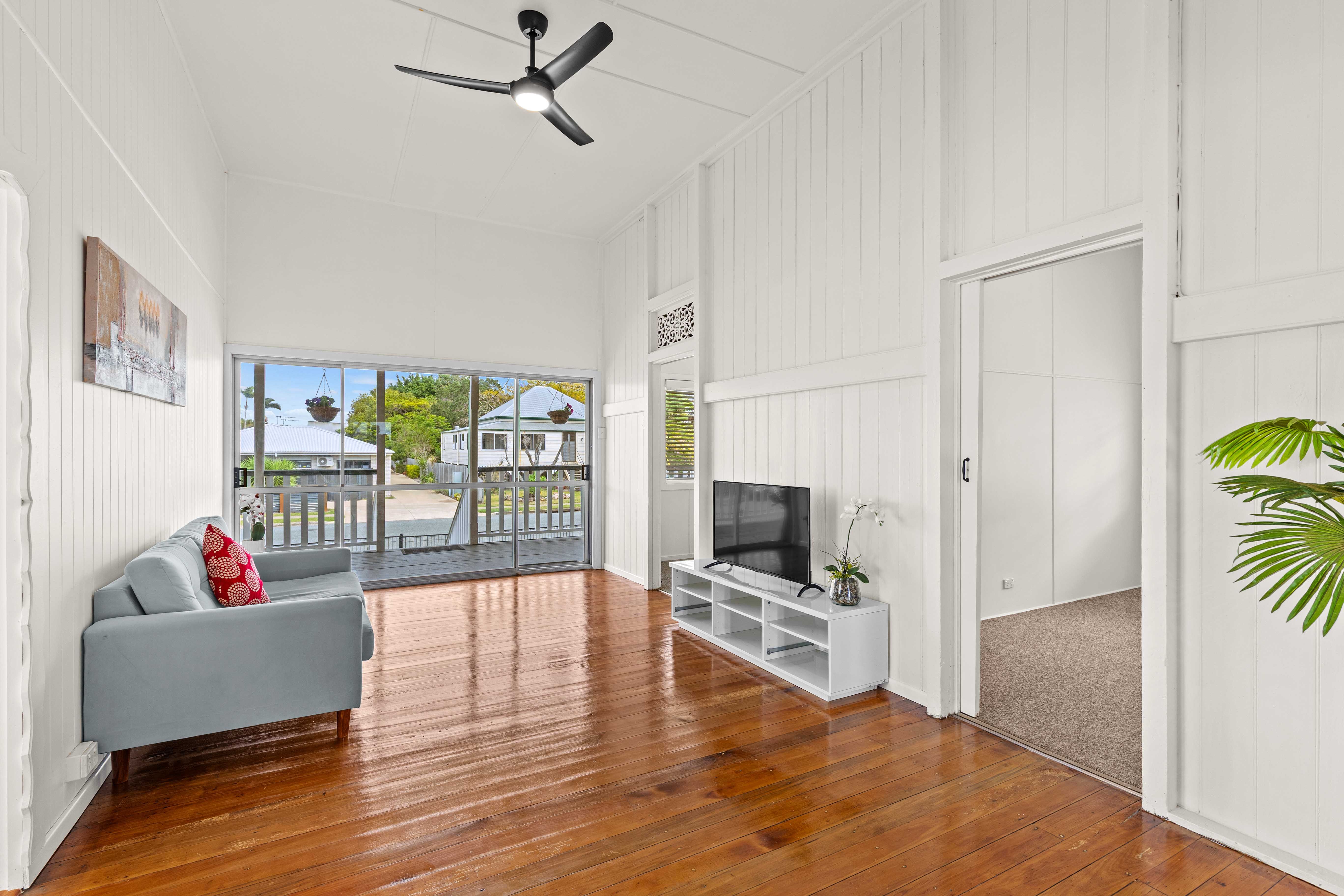 33 Churchill Street — photo 5 of 19
