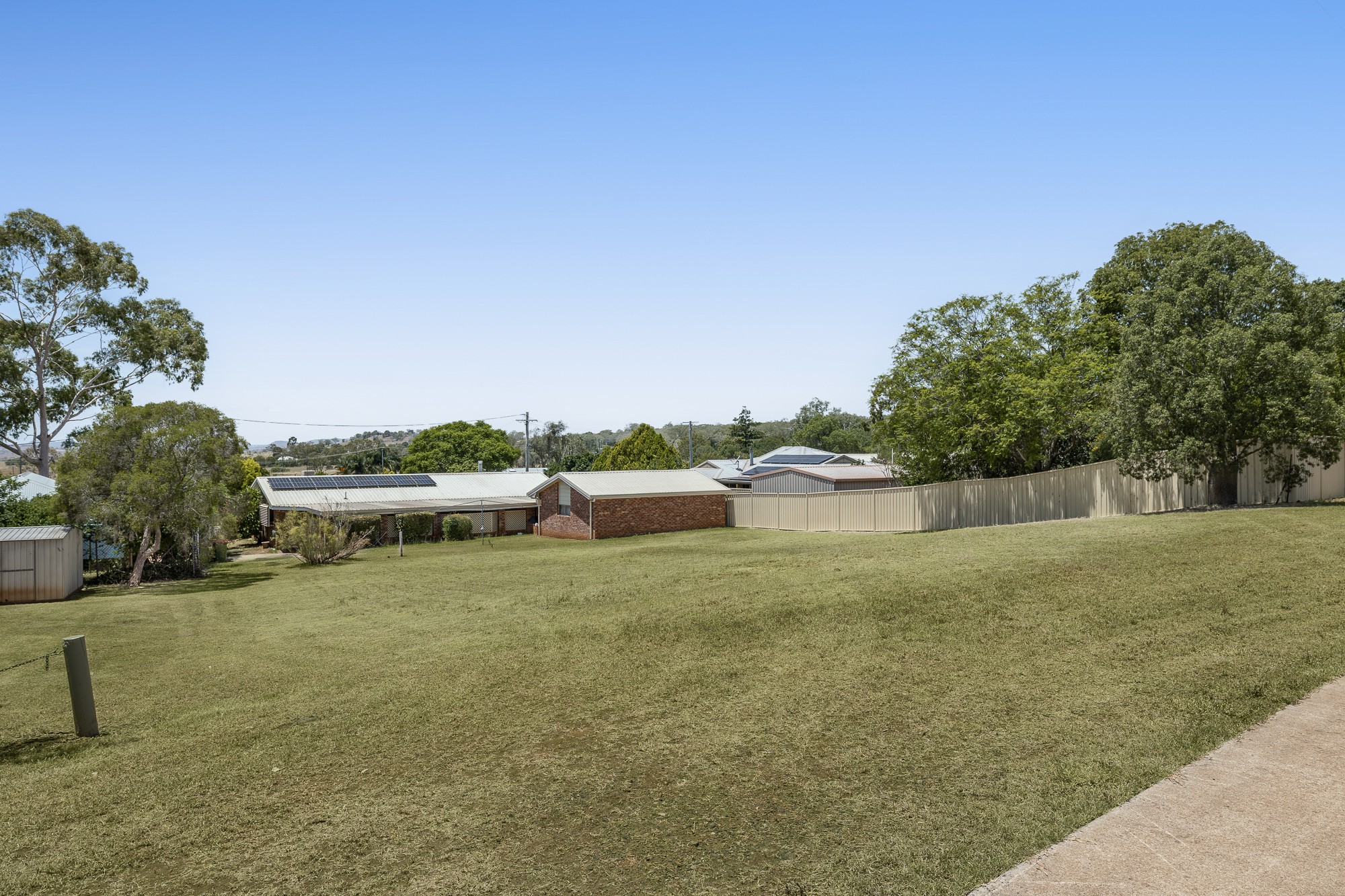 87 Toowoomba Road, Oakey, QLD 4401