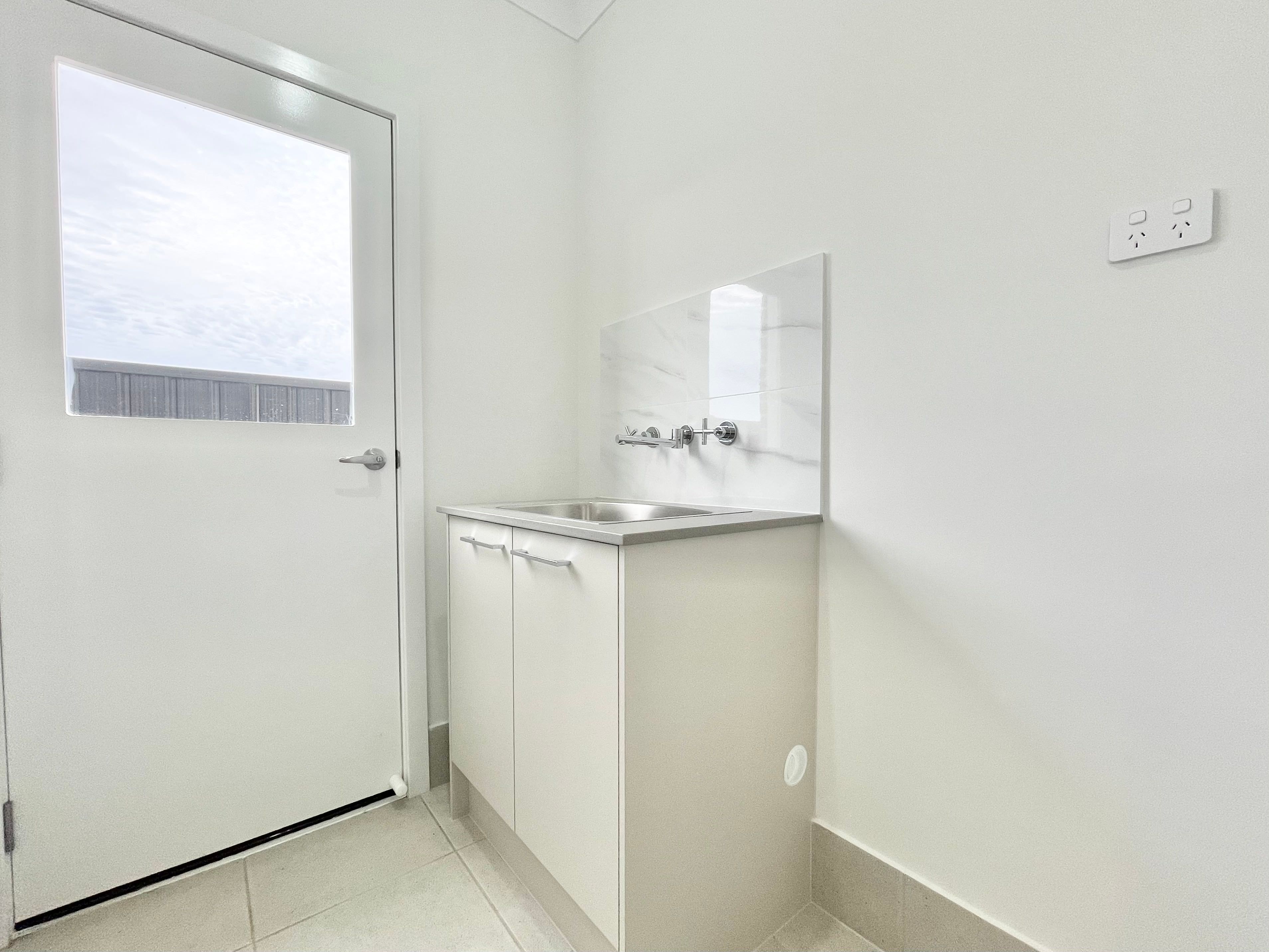 21 Mallow Street — photo 15 of 17