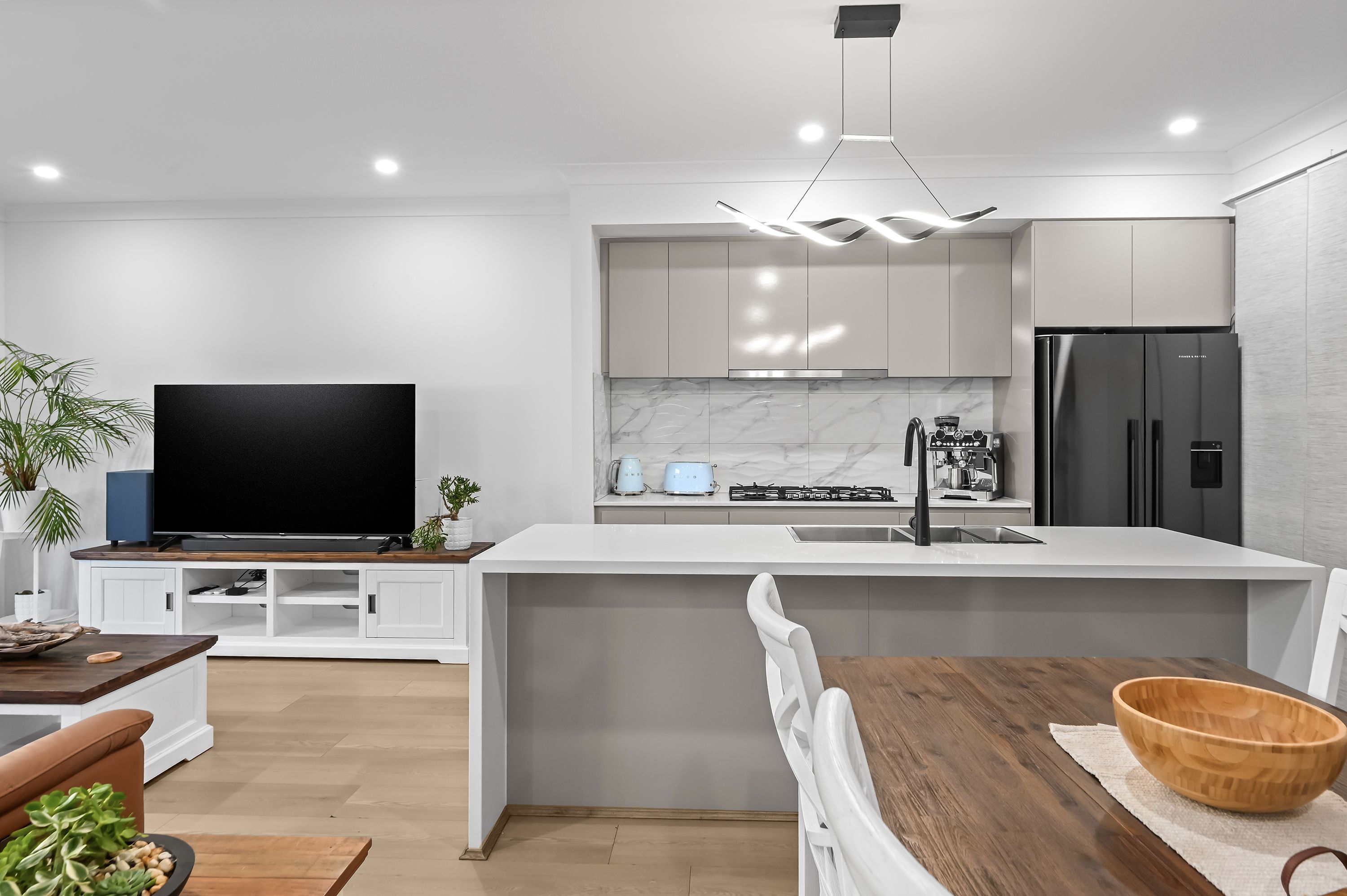 65A Frederick Road — photo 3 of 19