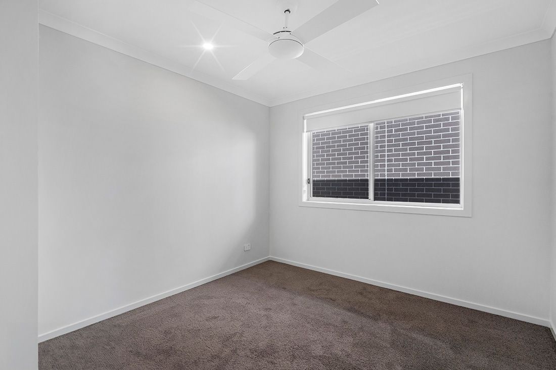 57 Covella Boulevard — photo 7 of 10