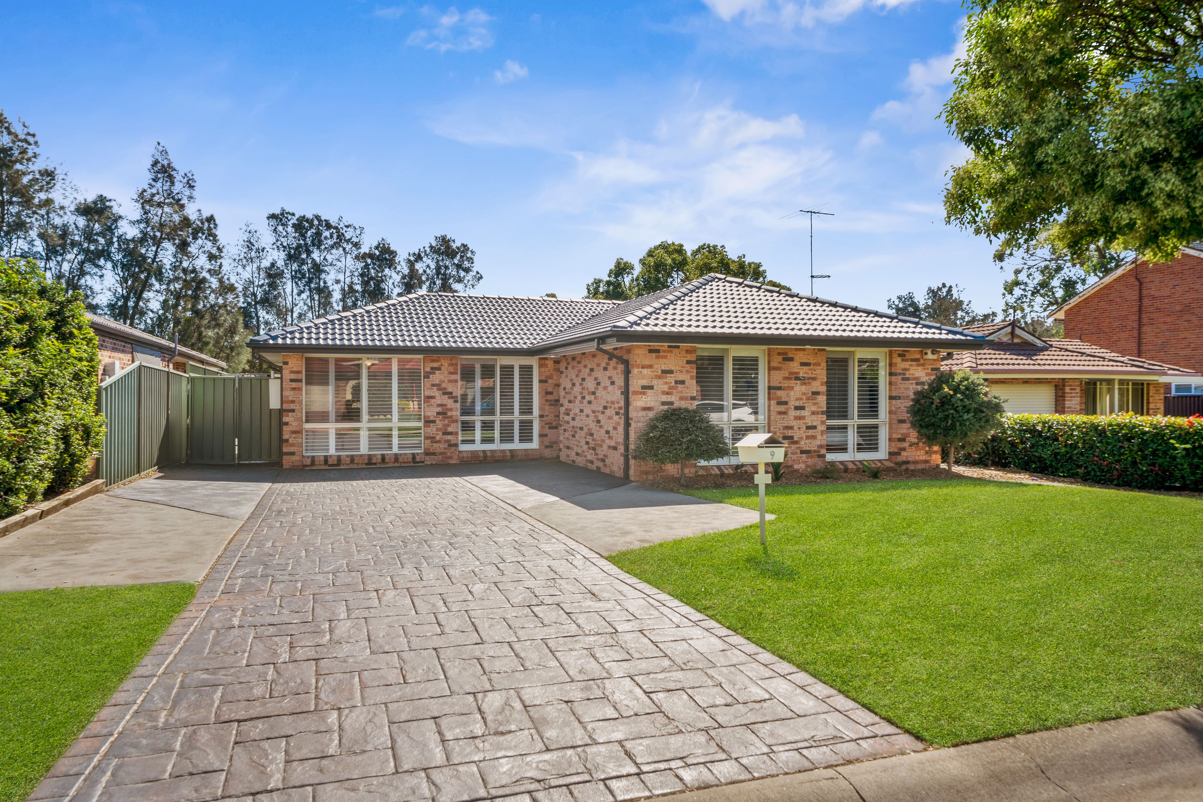 9 Wonnai Place, Claremont Meadows, NSW 2747