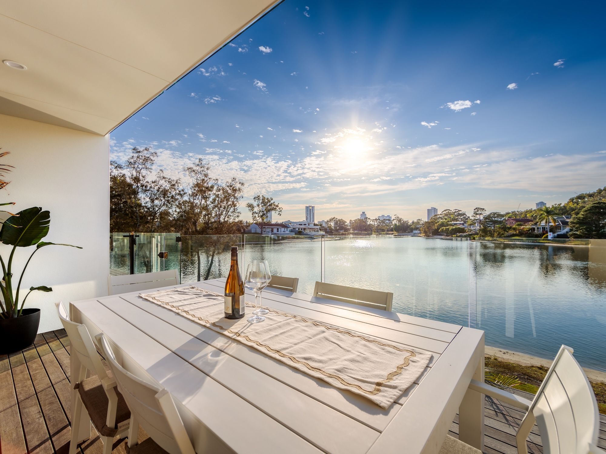 8-10 Sunbird Street, Burleigh Waters QLD 4220