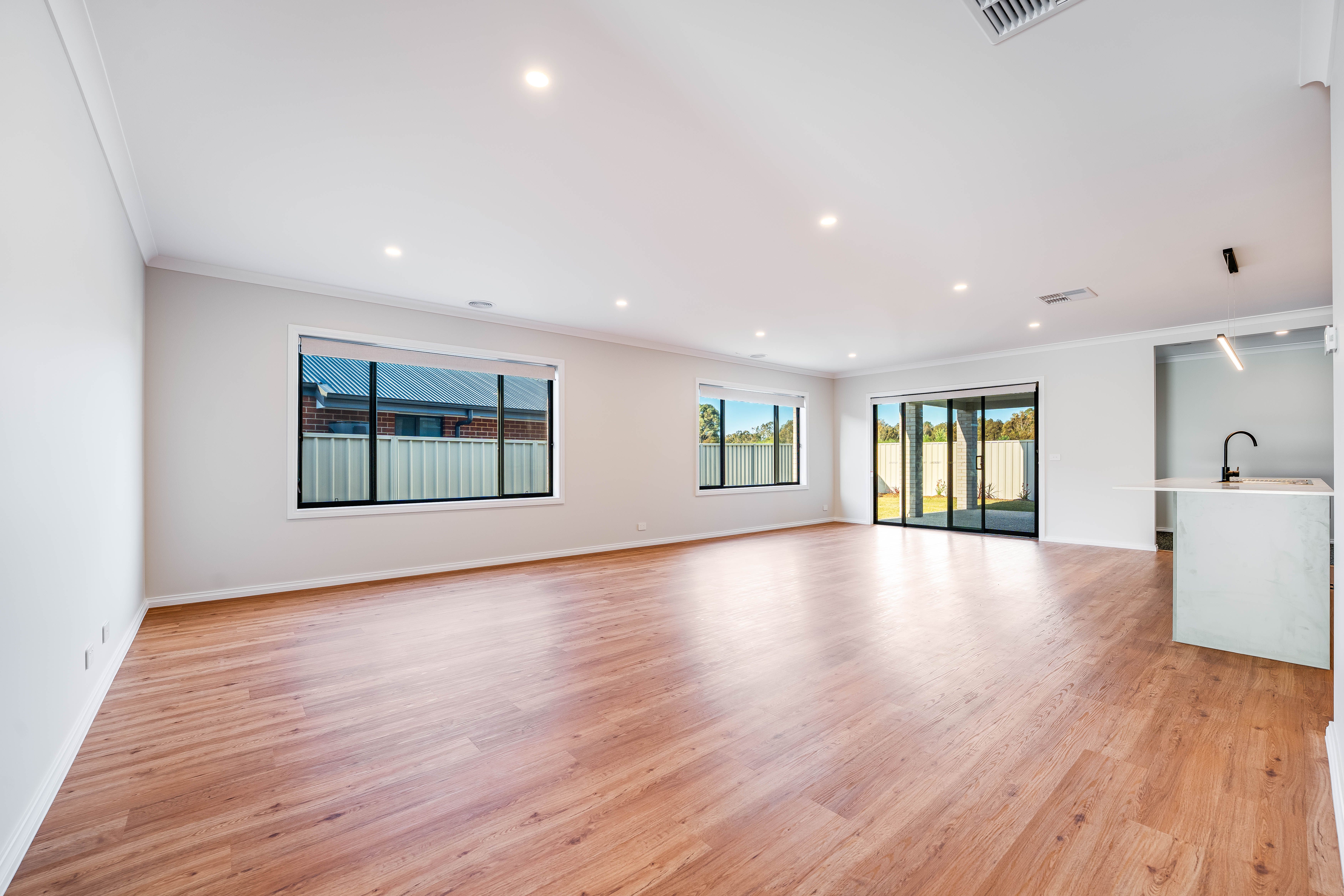 21 Chandler Street — photo 4 of 30