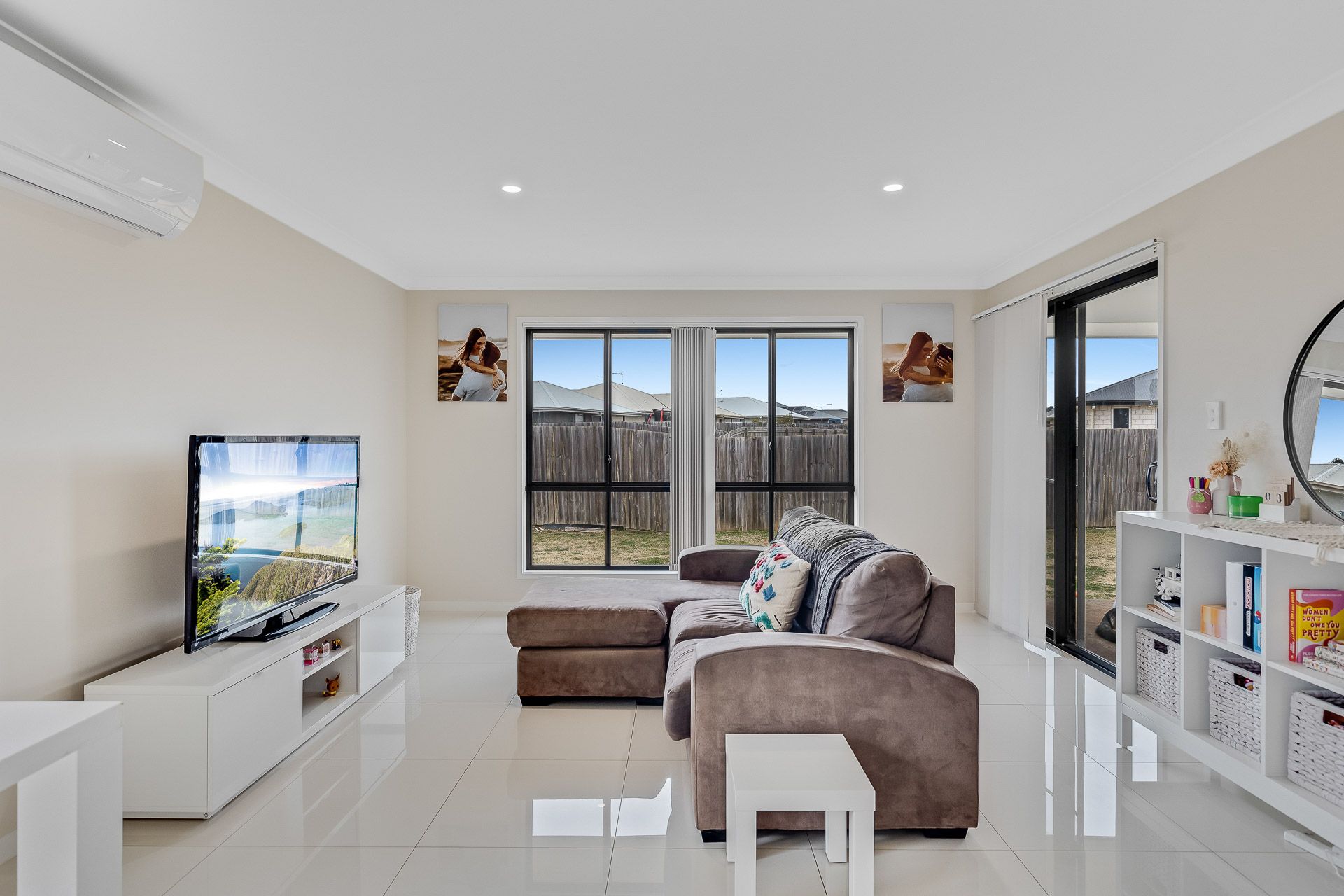 21 Myrtleford Crescent, CAMBOOYA, QLD 4358