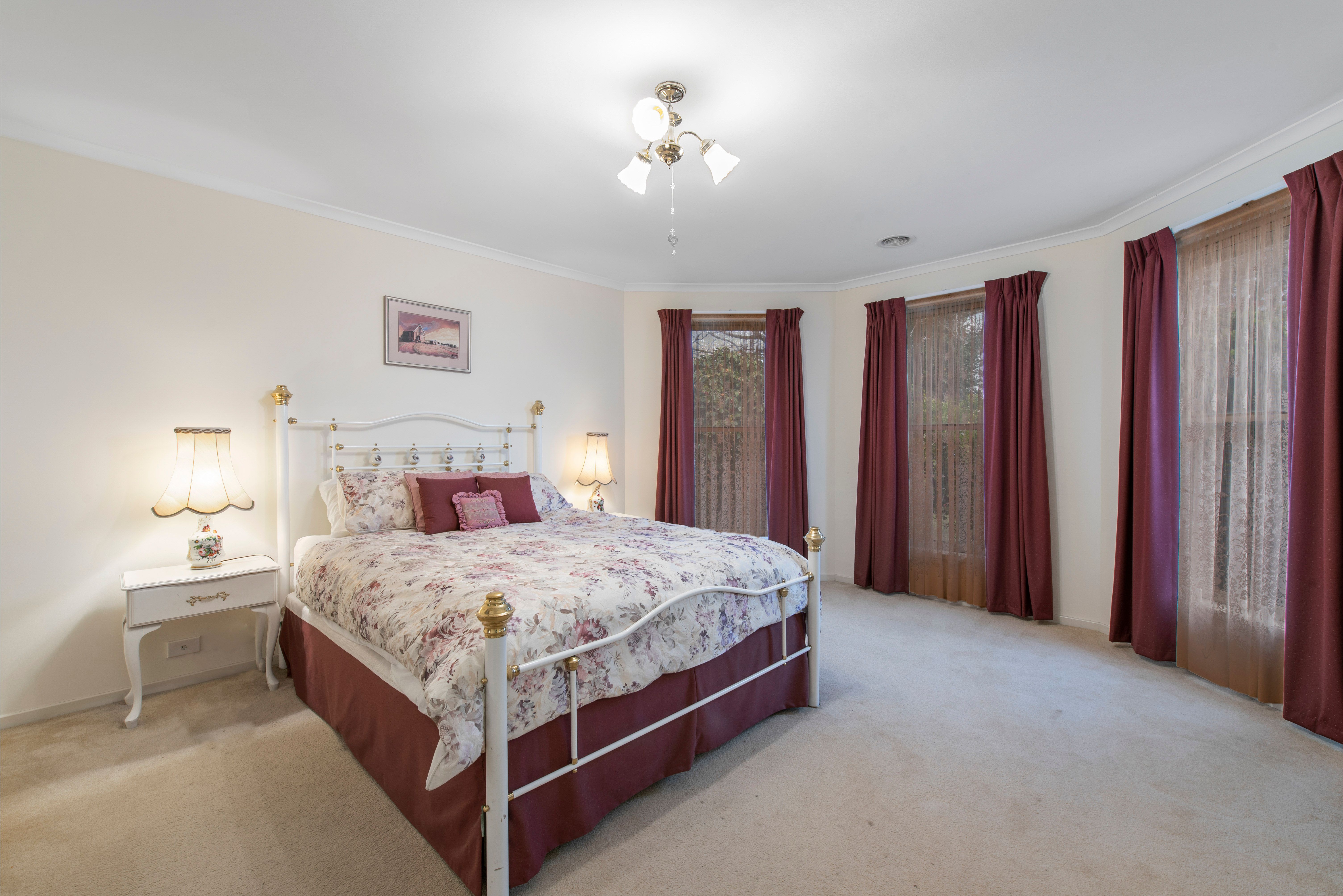 8 Victoria Street, Ferntree Gully, VIC 3156