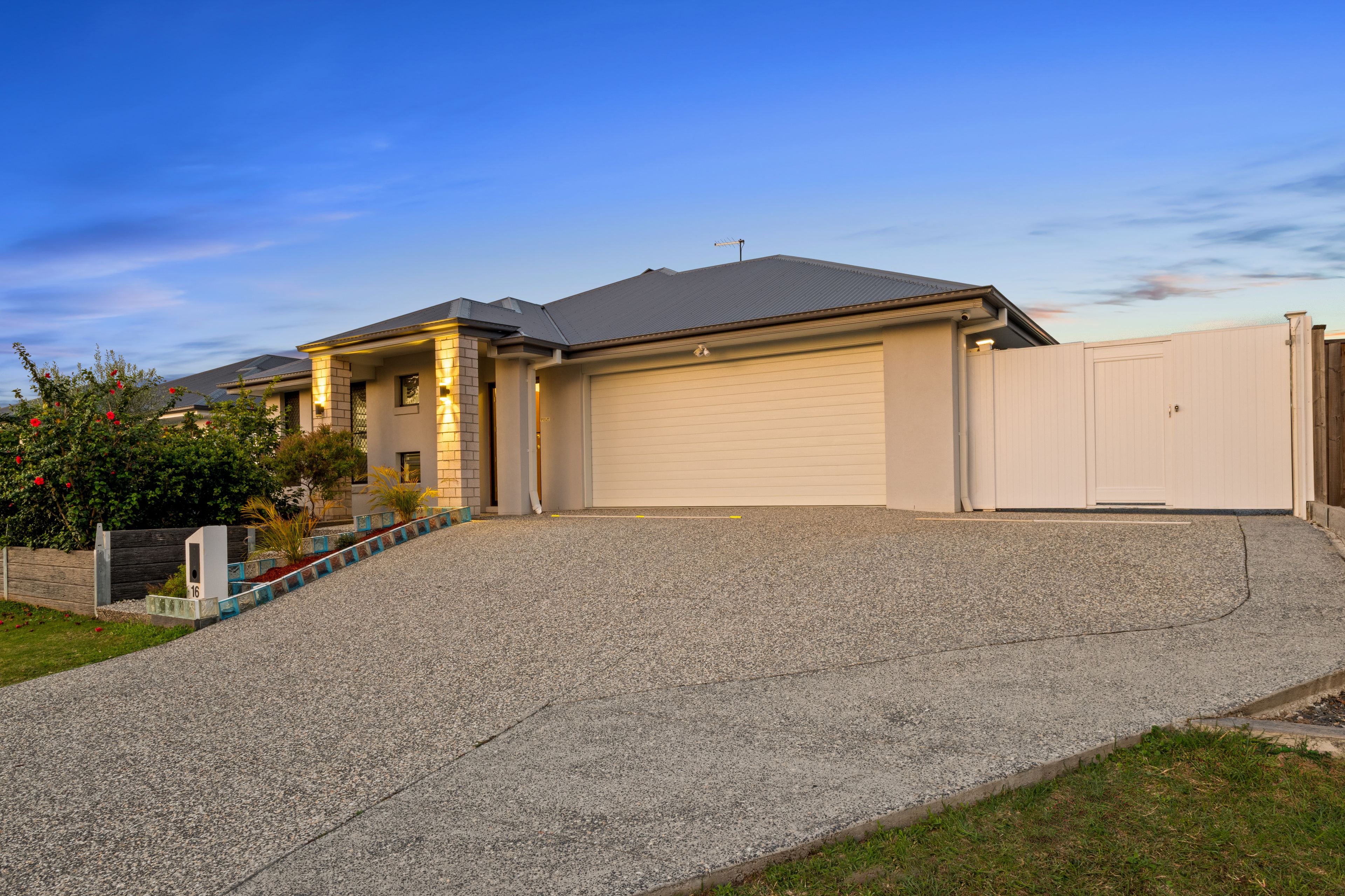 16 Byron Drive, Jimboomba, QLD 4280