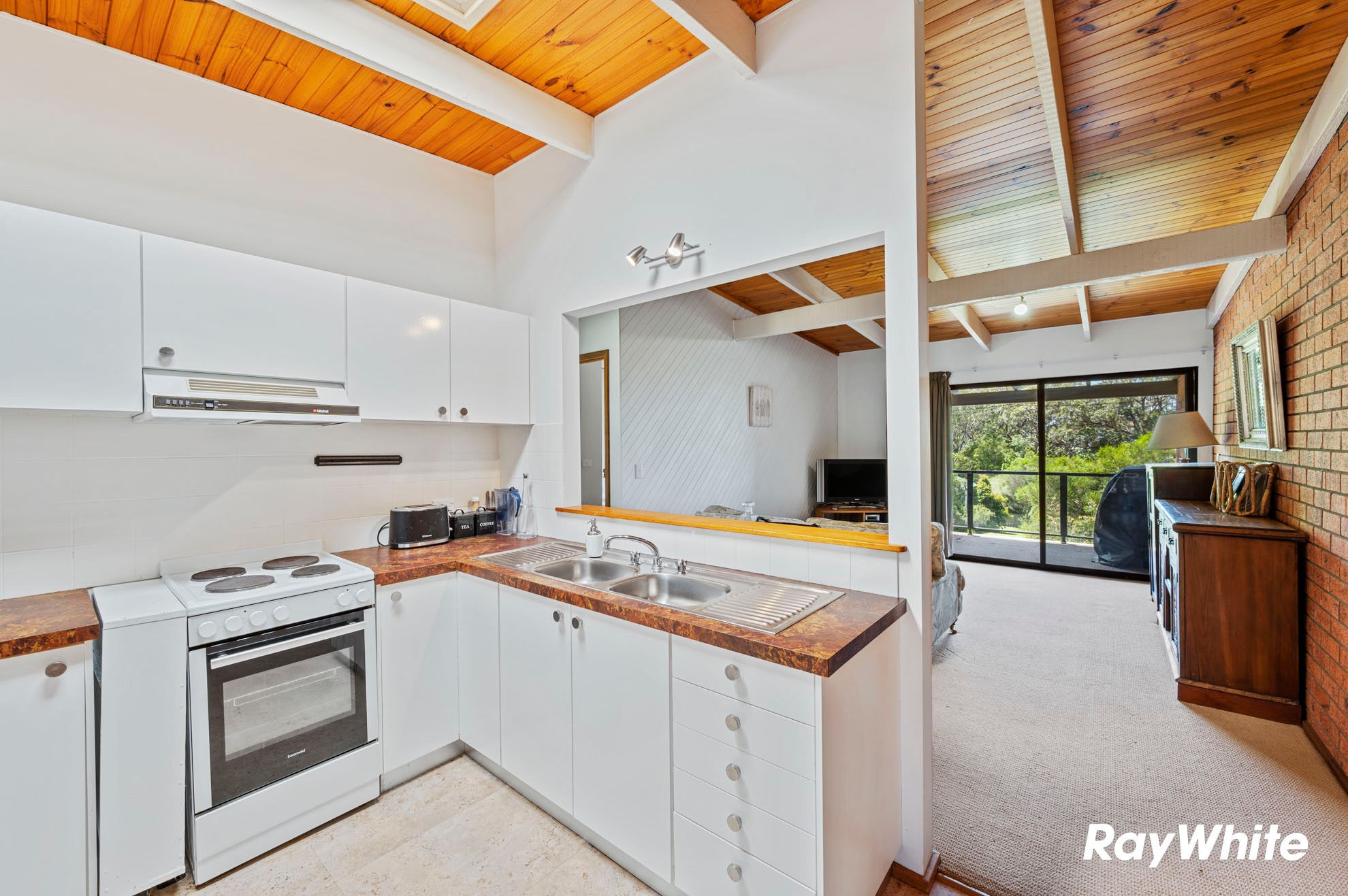 6/5 Hood Crescent, Tuross Head, NSW 2537